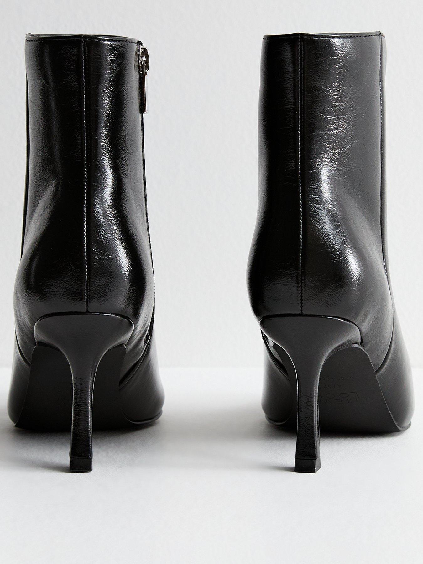 new-look-wide-fit-point-toe-ankle-boots-blackback