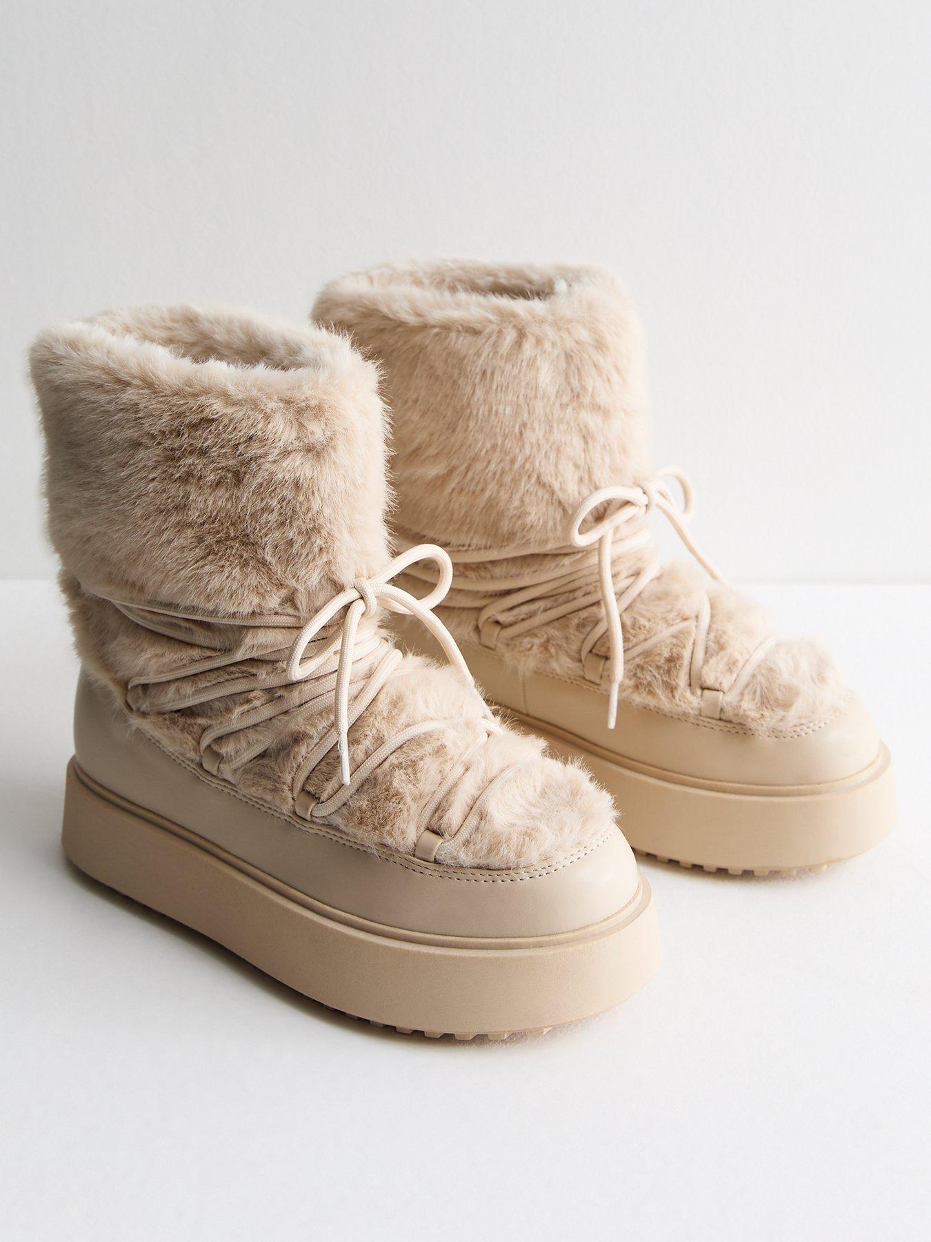 new-look-faux-fur-snow-boots-creamstillFront