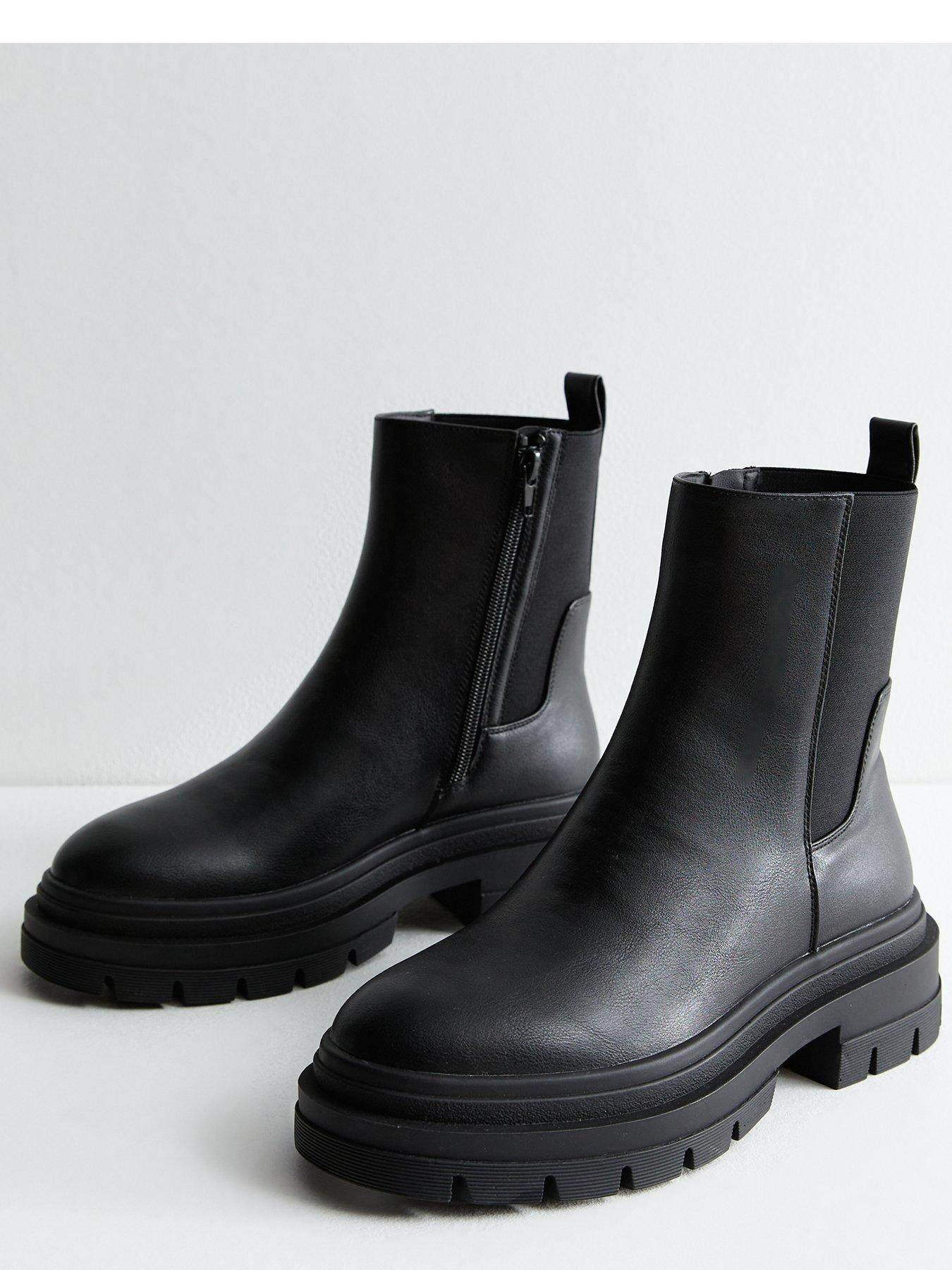 new-look-wide-fit-leather-look-chunky-chelsea-boots-blackoutfit