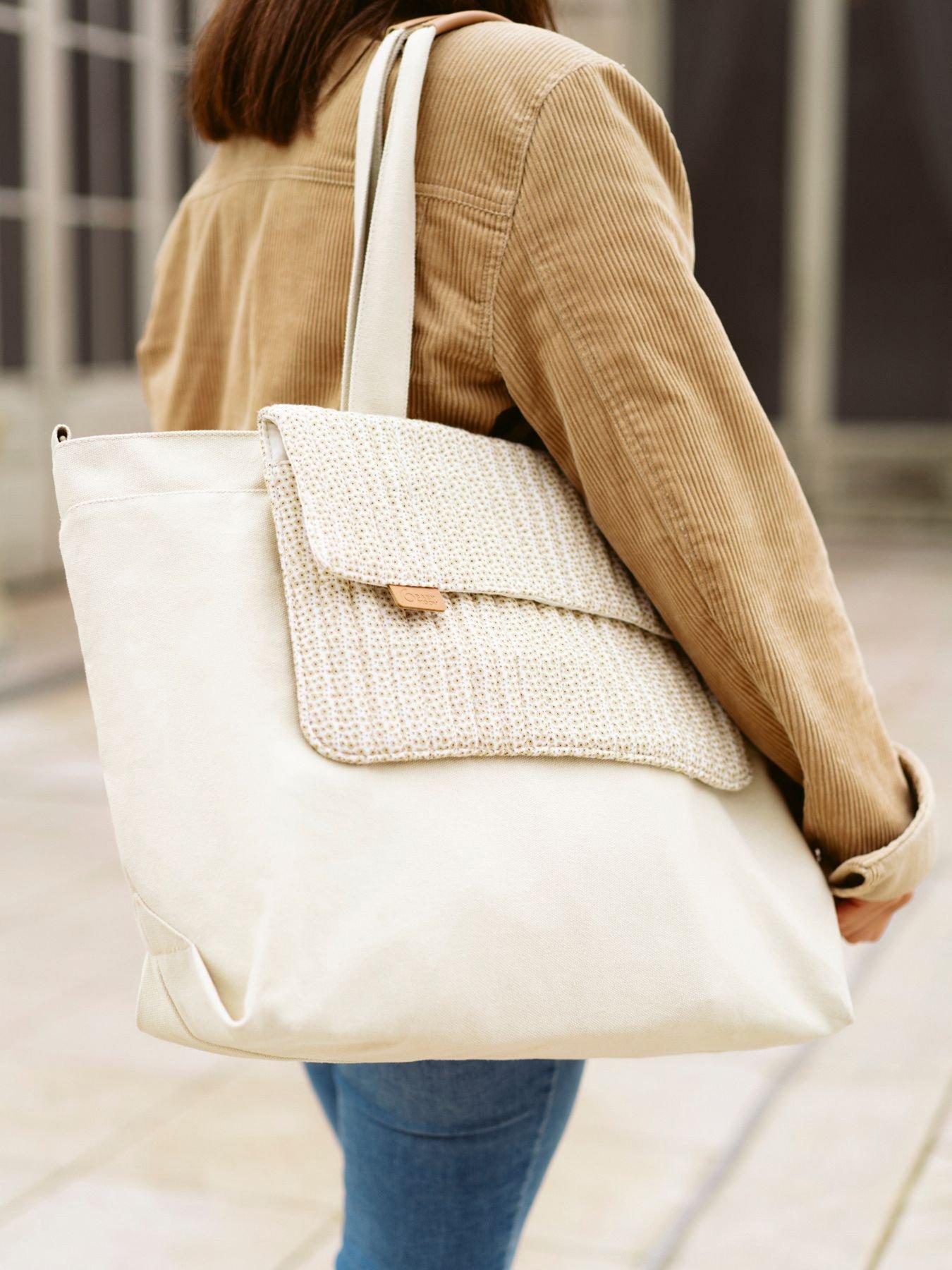 Image 1 of 7 of Babymoov Tote Bag - Bloom