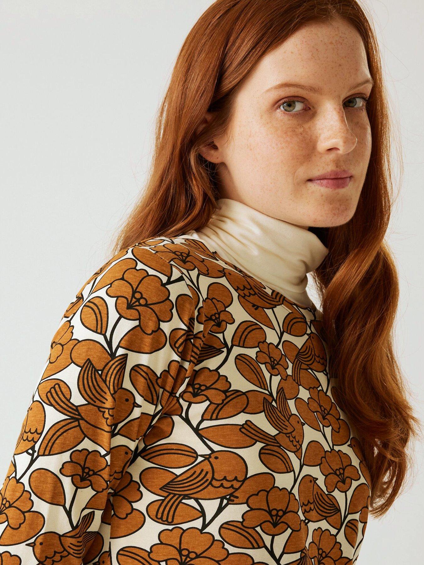 regatta-womens-orla-kiely-winter-tee-t-shirts-brownoutfit