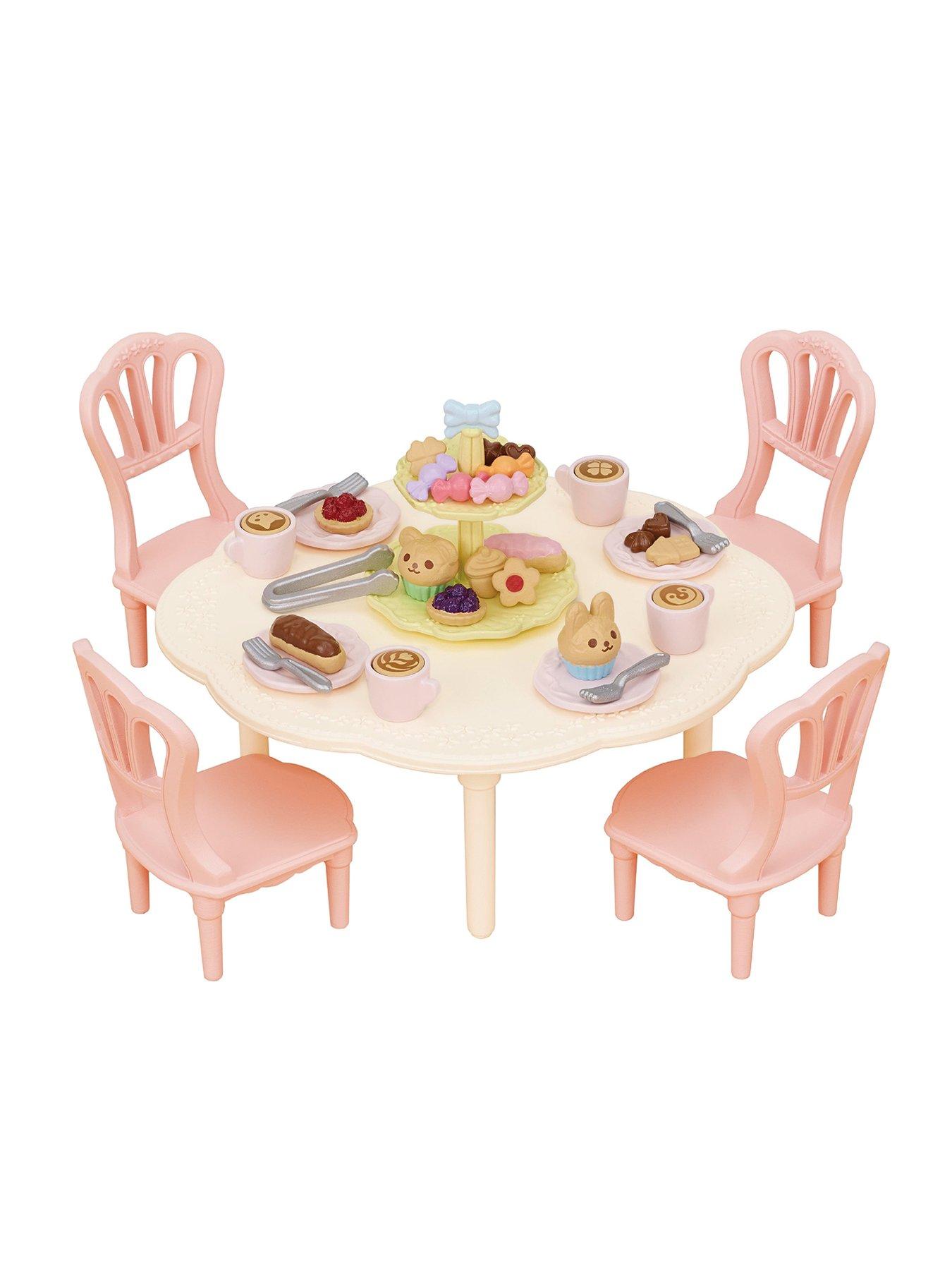 Image 3 of 5 of Sylvanian Families Sweets Party Set