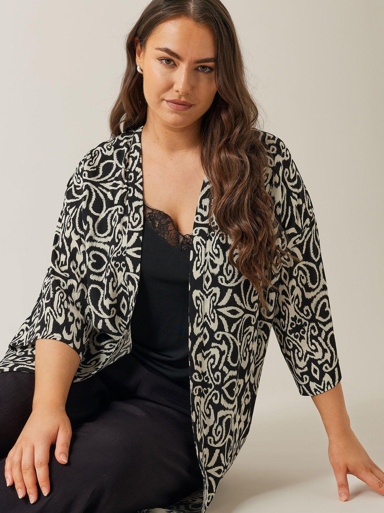 evans-printed-kimono-blackoutfit