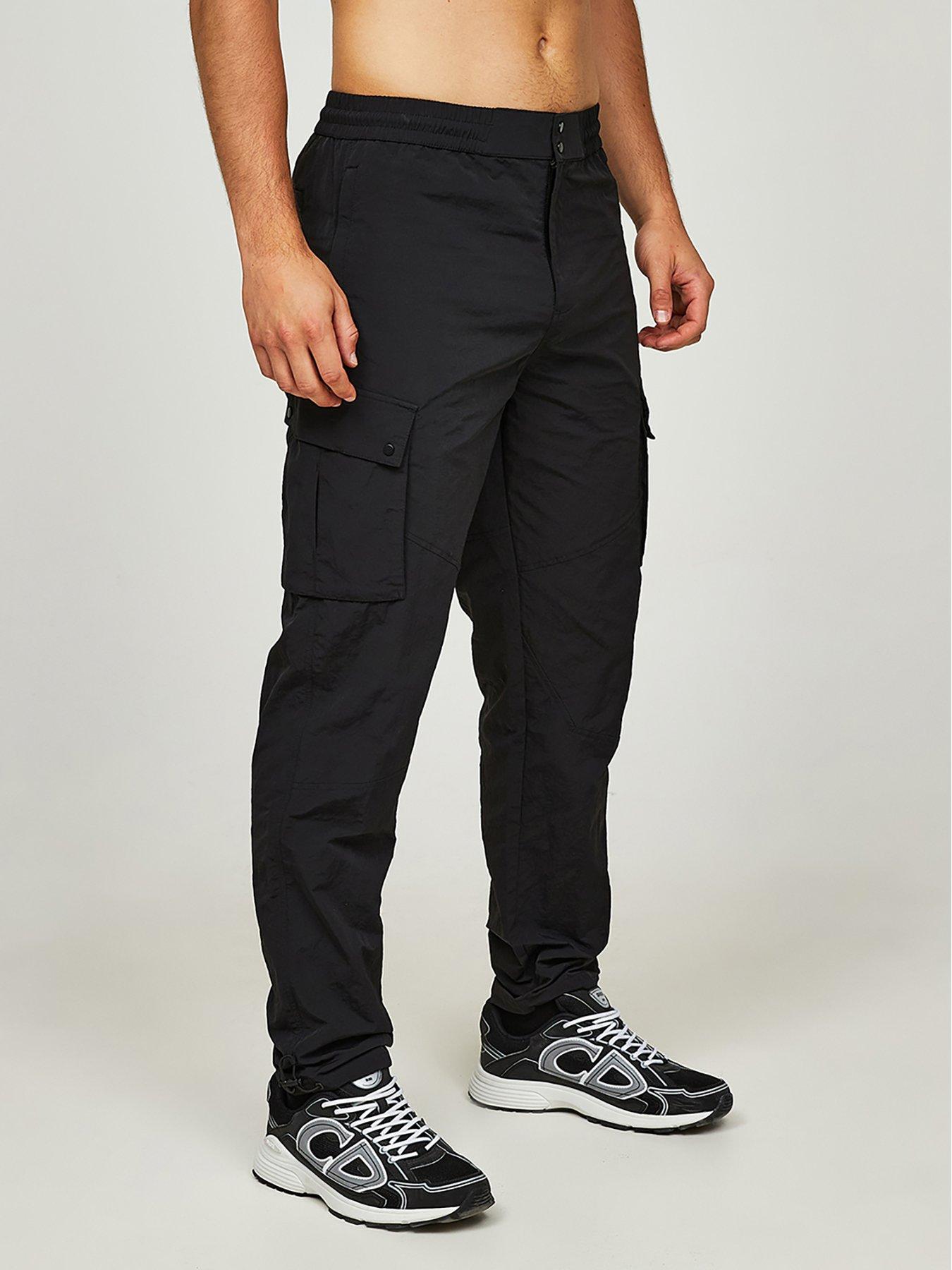 alessandro-zavetti-fiorenzo-cargo-pants-blackdetail