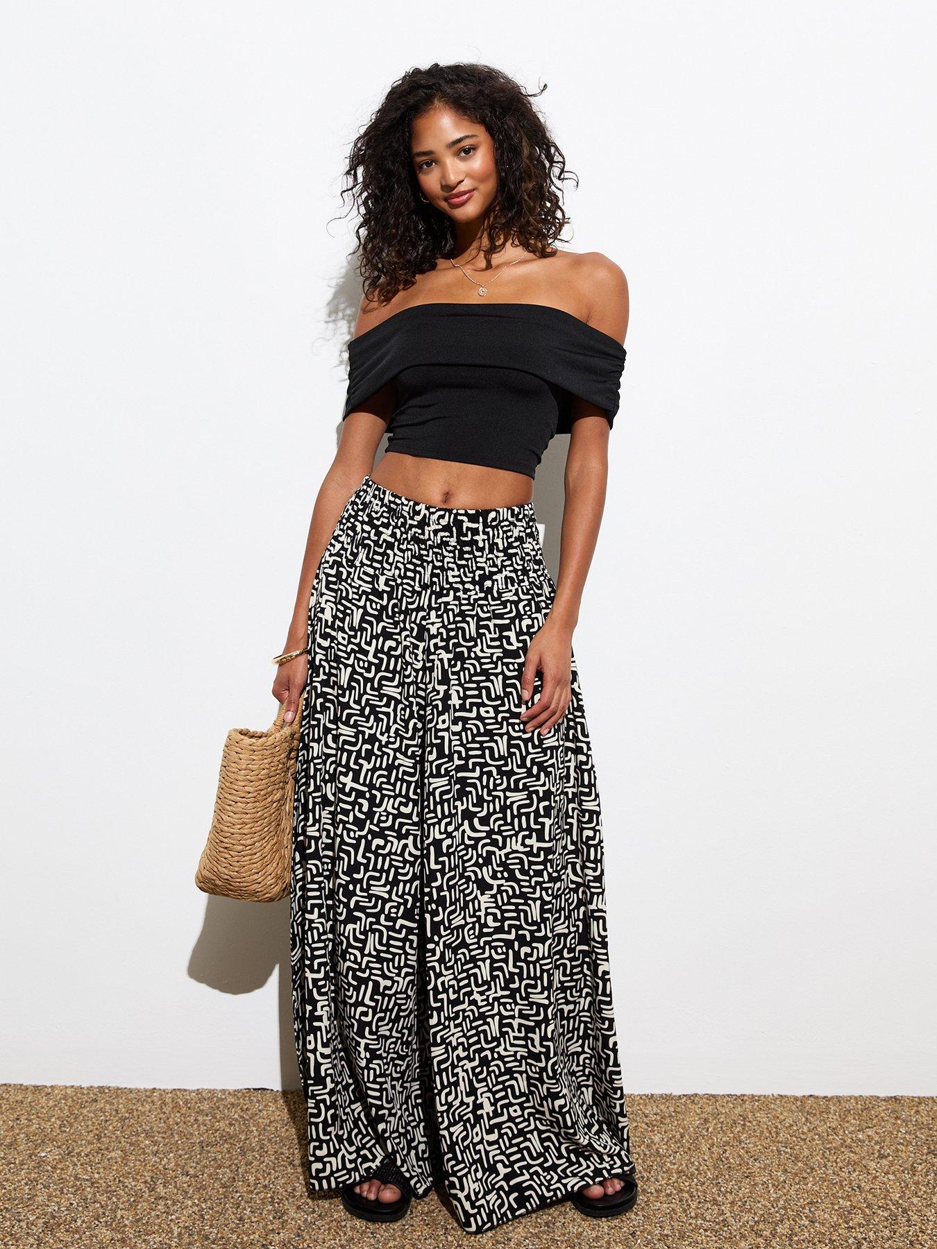 new-look-black-abstract-print-wide-leg-trousers