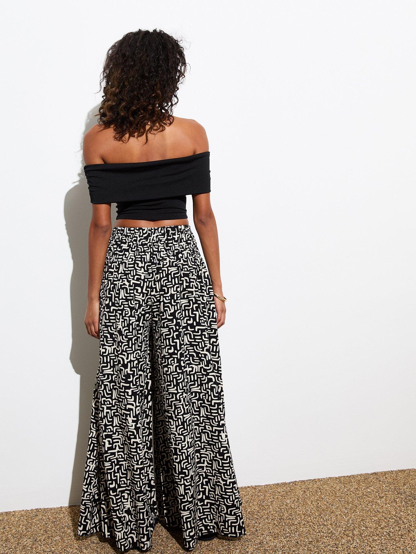 new-look-black-abstract-print-wide-leg-trousersstillFront