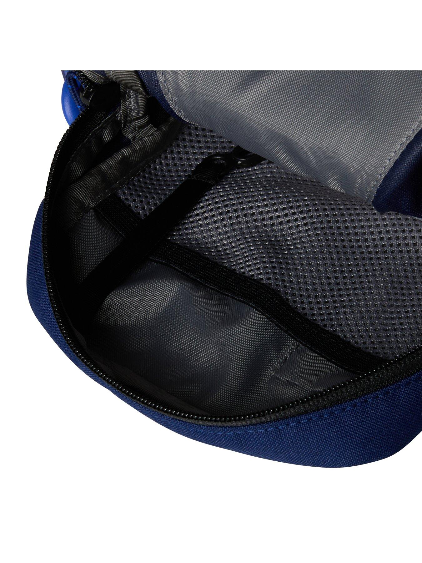 the-north-face-y2k-shoulder-bag-blueback