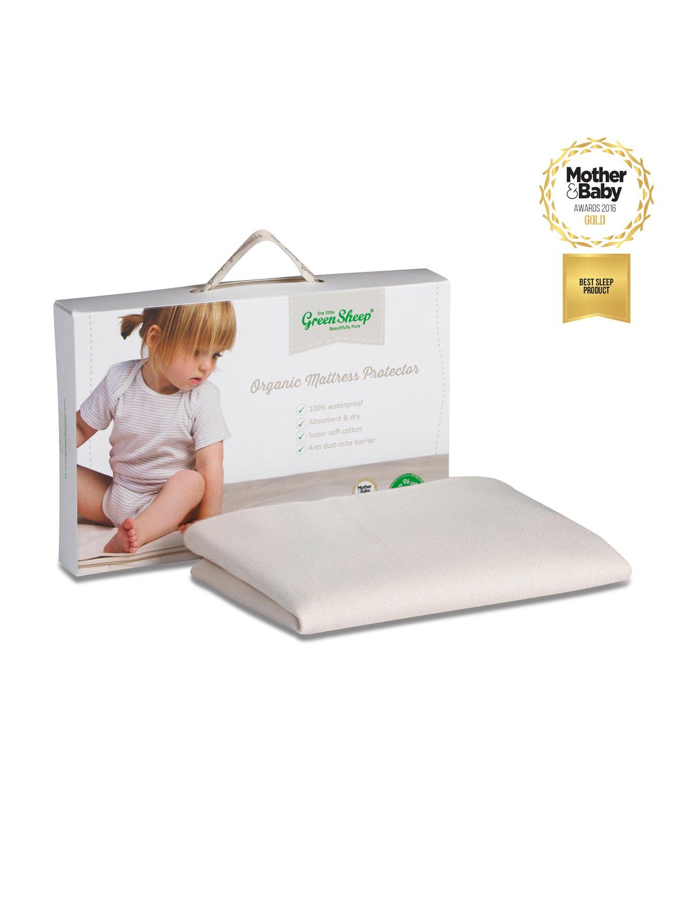 the-little-green-sheep-waterproof-moses-basket-carrycot-mattress-protector-30x70cm