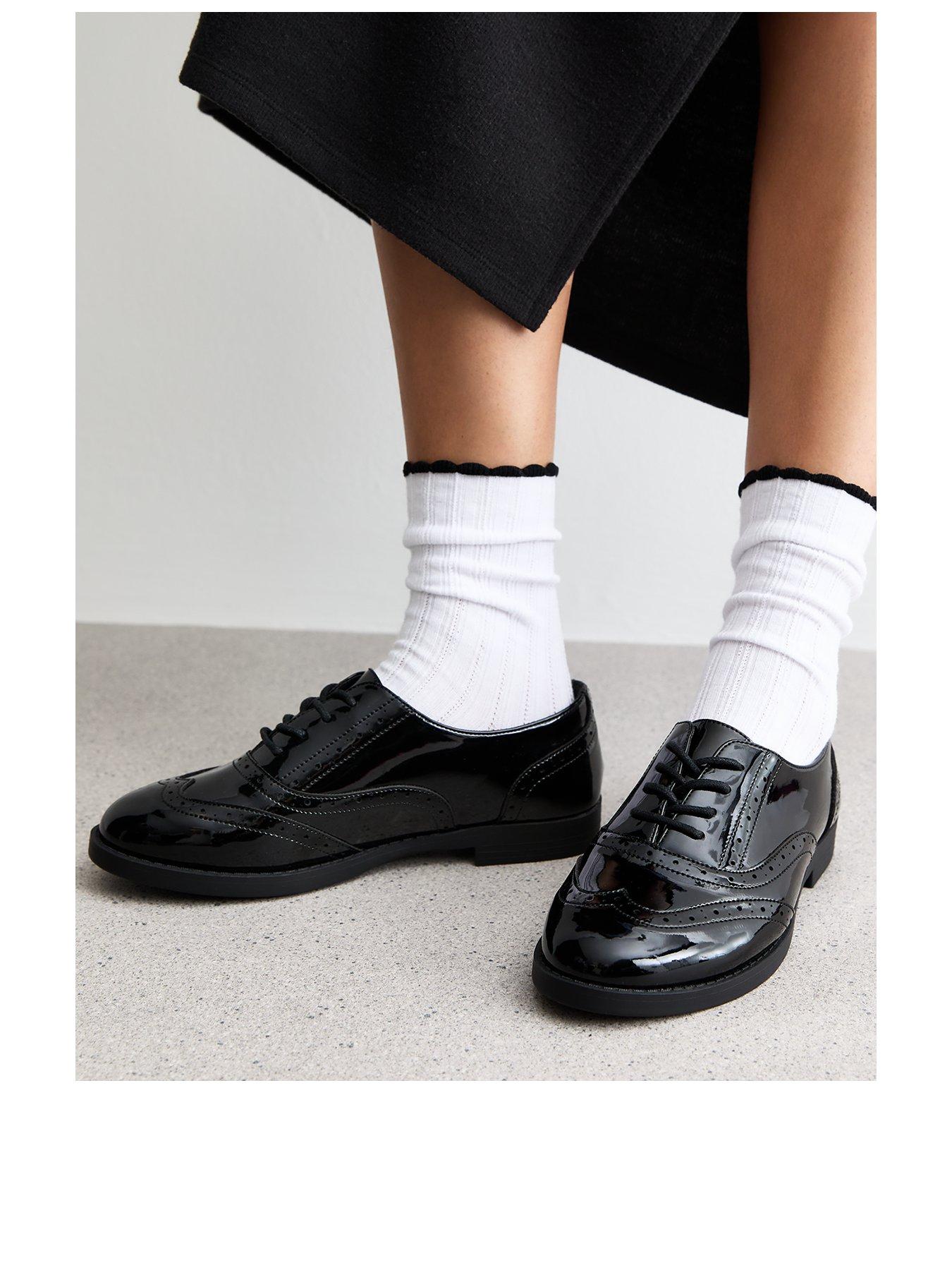 new-look-wide-fit-patent-leather-look-brogues-blackstillFront