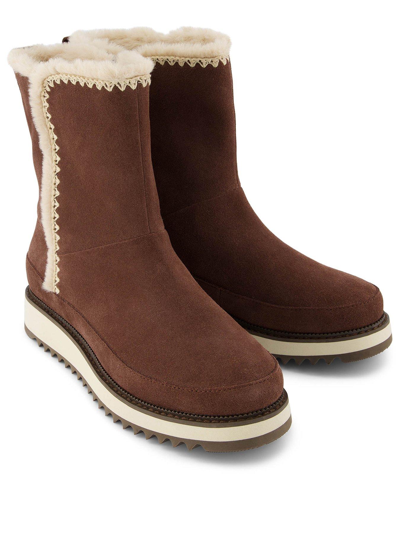 toms-bergen-boot-water-resistant-oak-brownstillFront