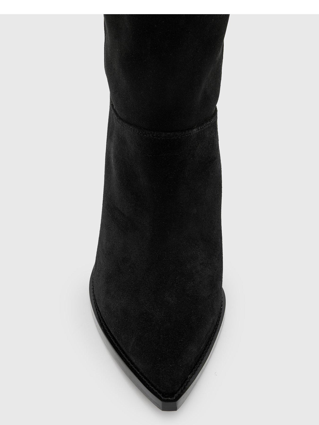 allsaints-roberta-suede-boots-blackoutfit