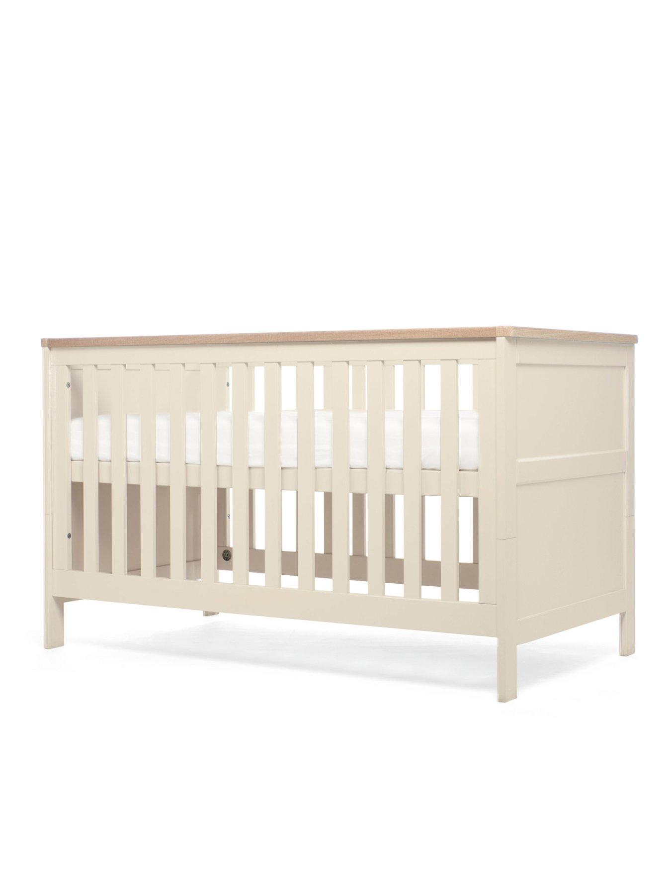 mamas-papas-wedmore-3-piece-cotbed-range--pebbleoutfit