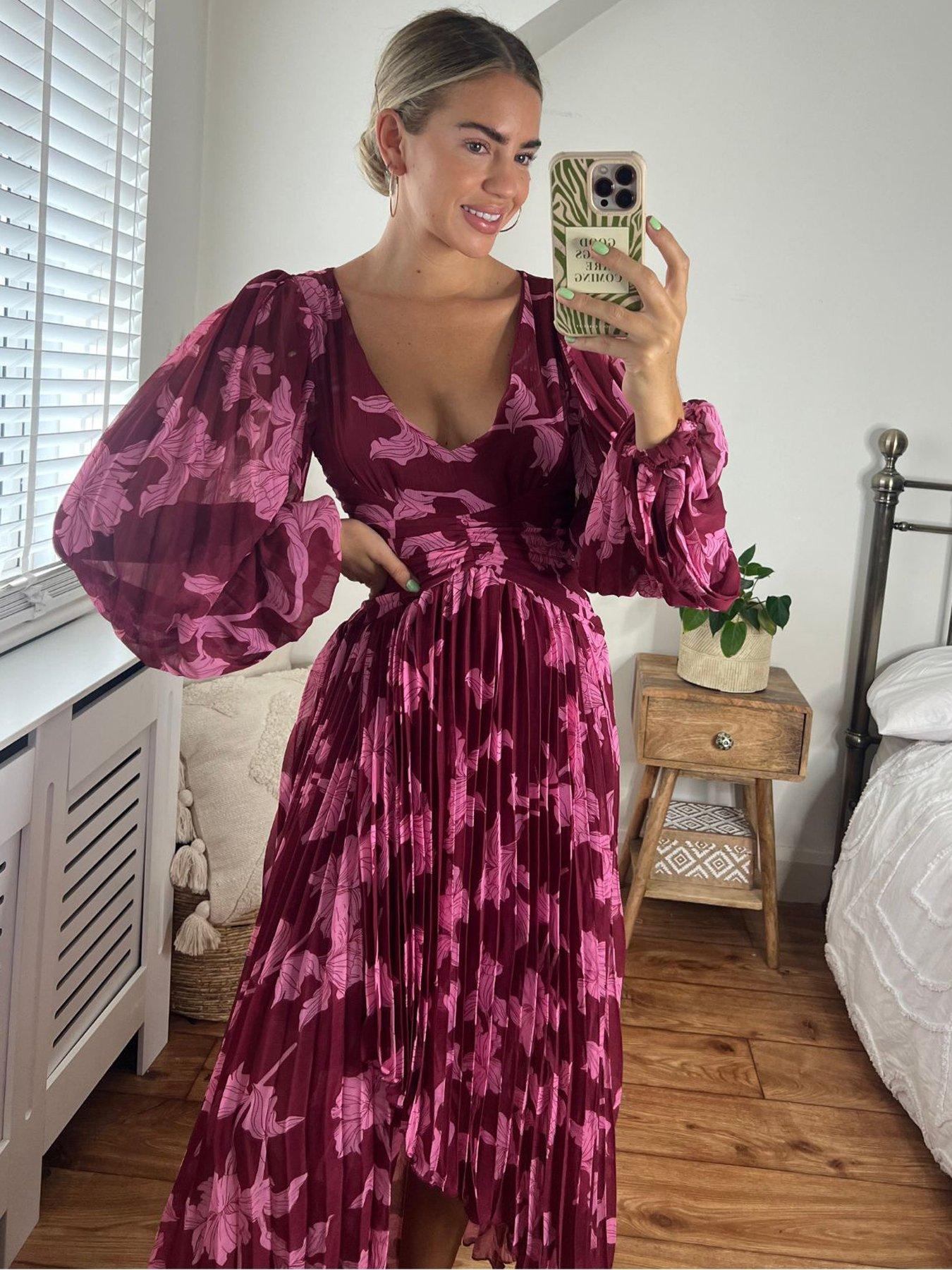 style-cheat-toni-long-sleeve-pleated-maxi-dress-mulberry-printstillFront