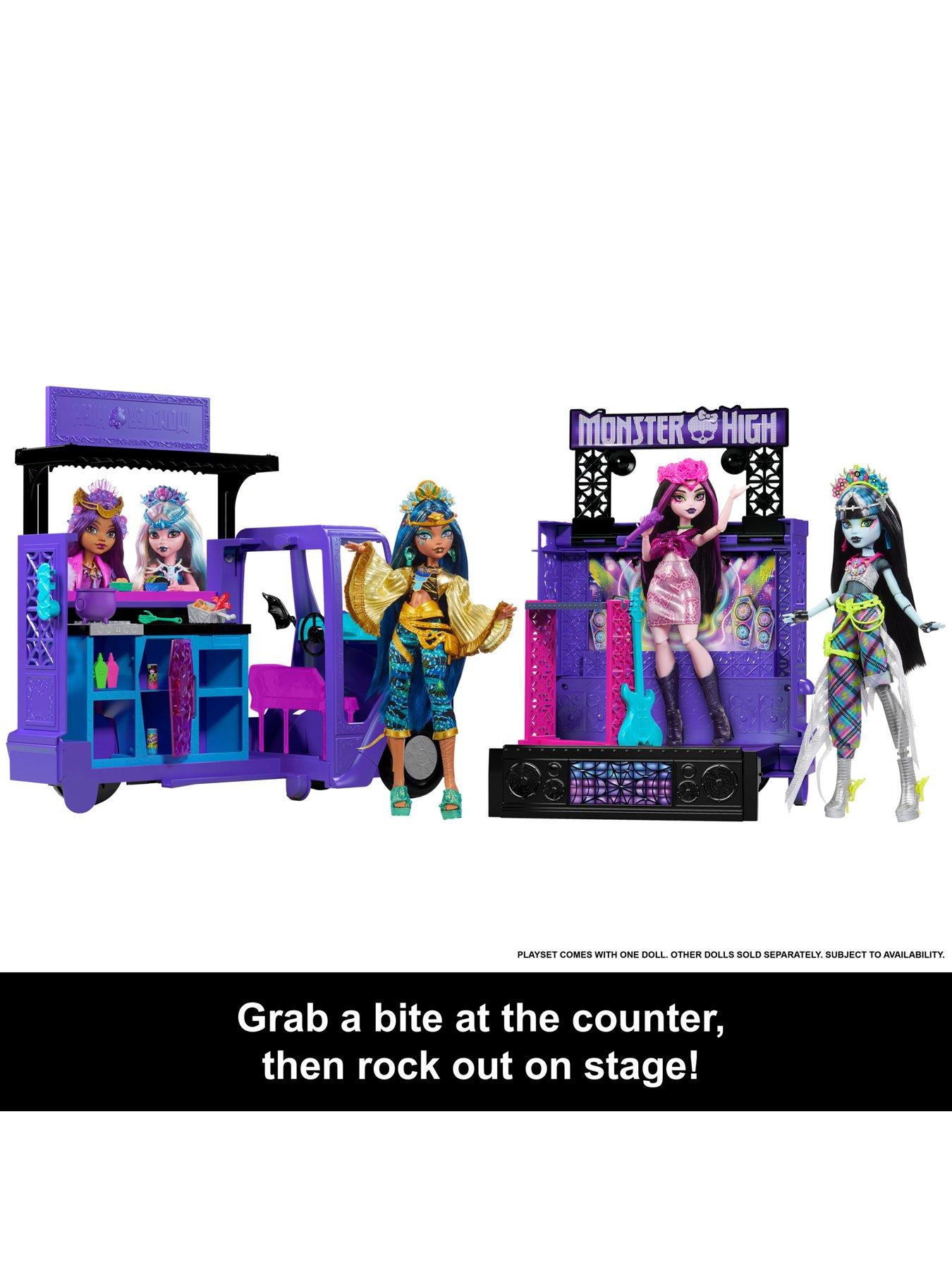 monster-high-draculaura-doll-and-fangtastic-rockin-food-truck-playsetback