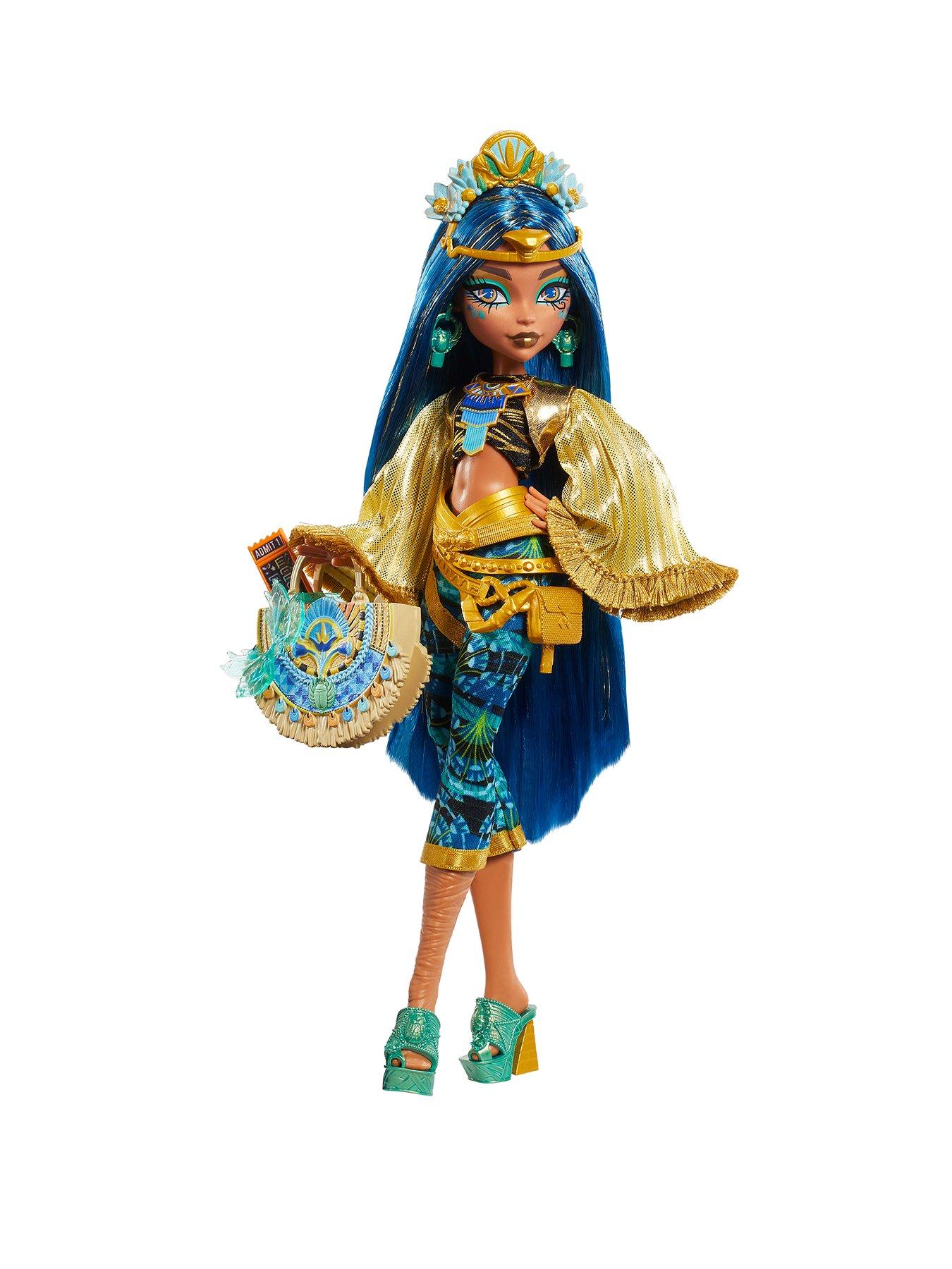 undefined Monster Fest Cleo De Nile Fashion Doll and Accessories