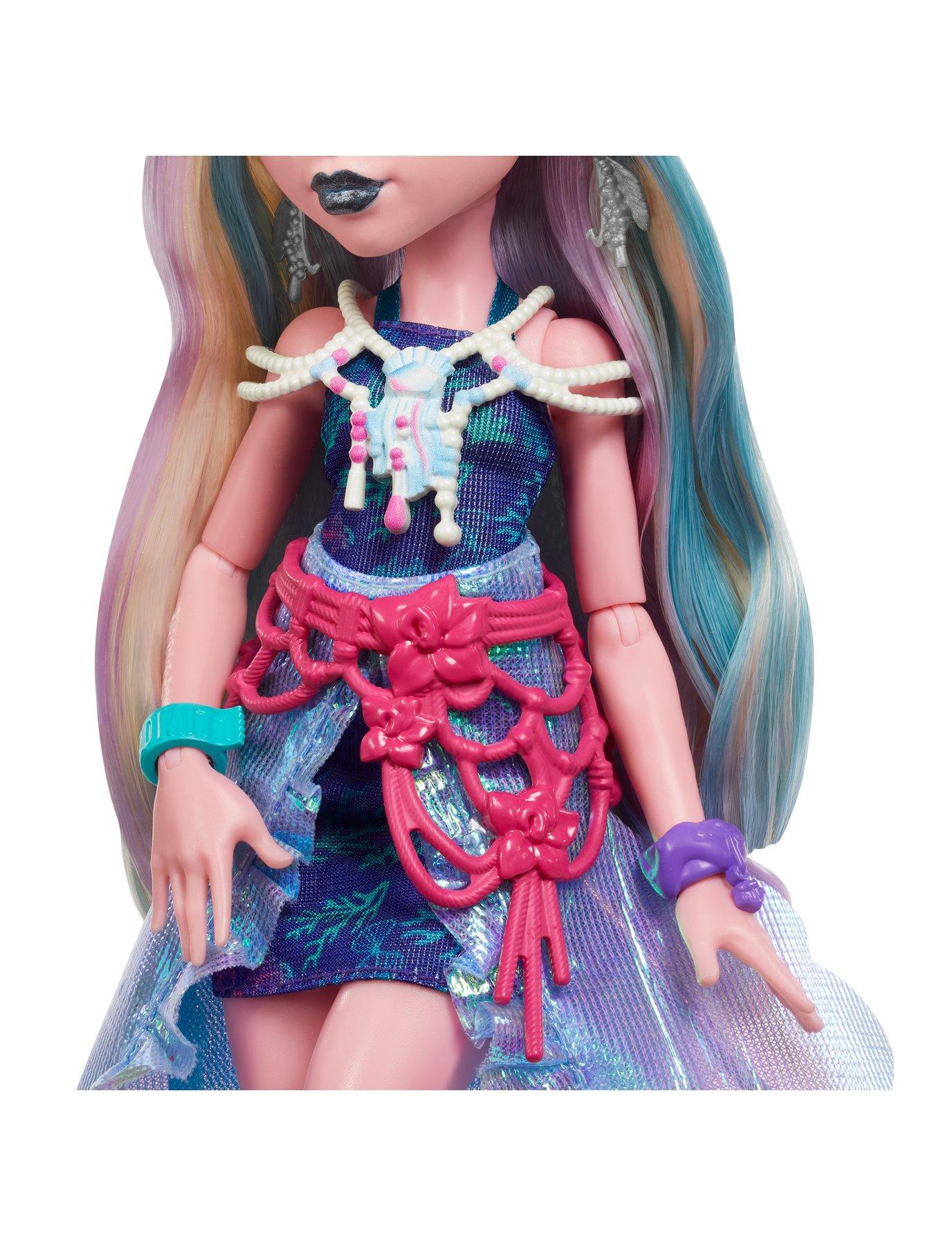 monster-high-monster-fest-lagoona-blue-fashion-doll-and-accessoriesdetail