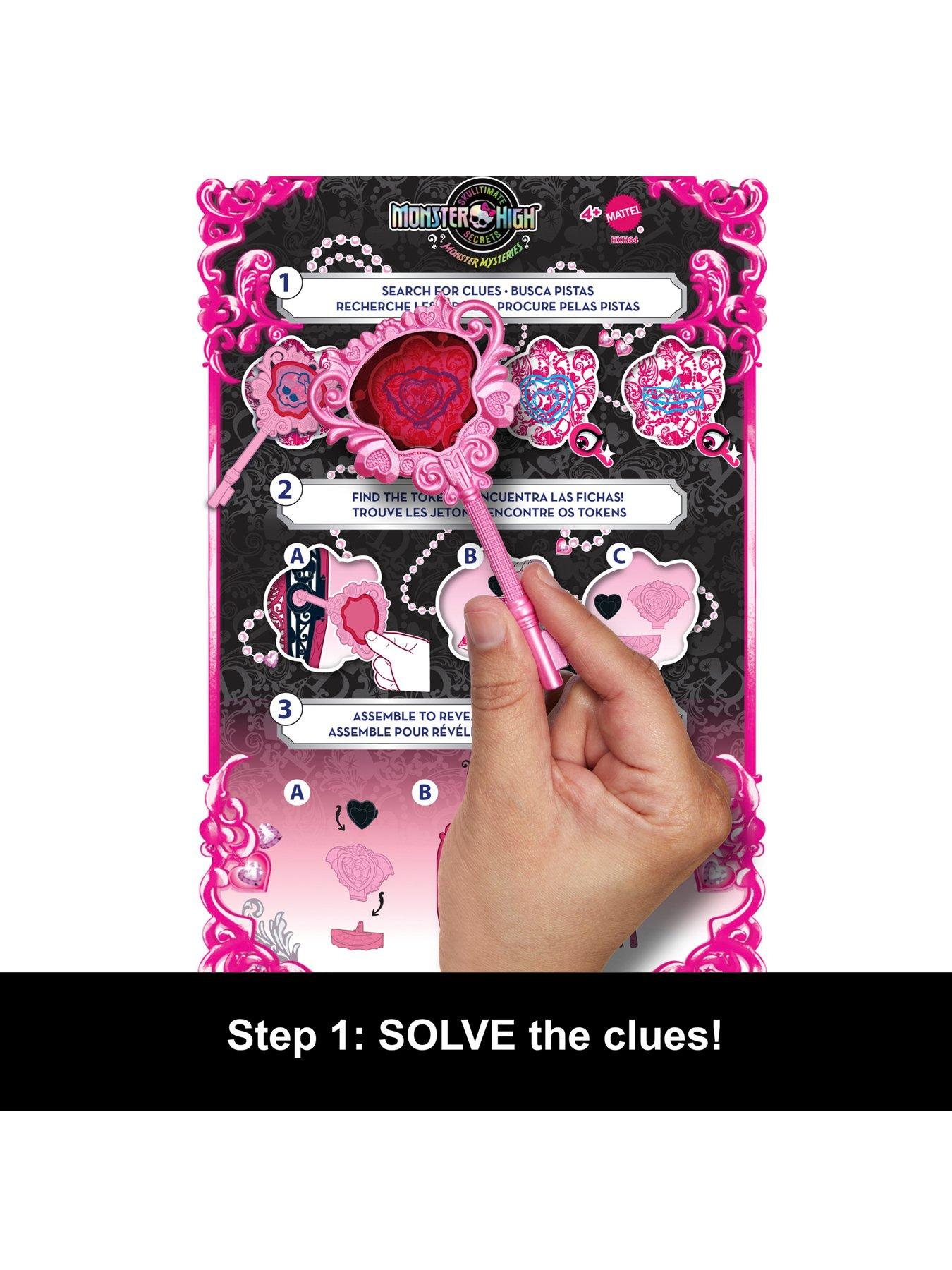 monster-high-skulltimate-secrets-monster-mysteries-playset-ampnbspdraculaura-dollback