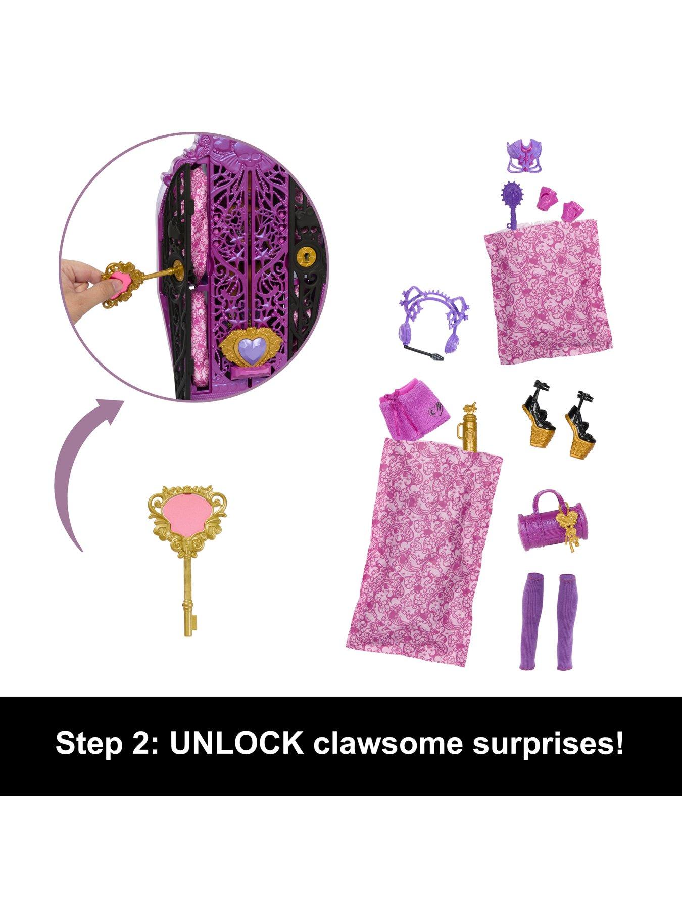 monster-high-skulltimate-secrets-monster-mysteries-playset-ampnbspclawdeen-wolf-dolloutfit