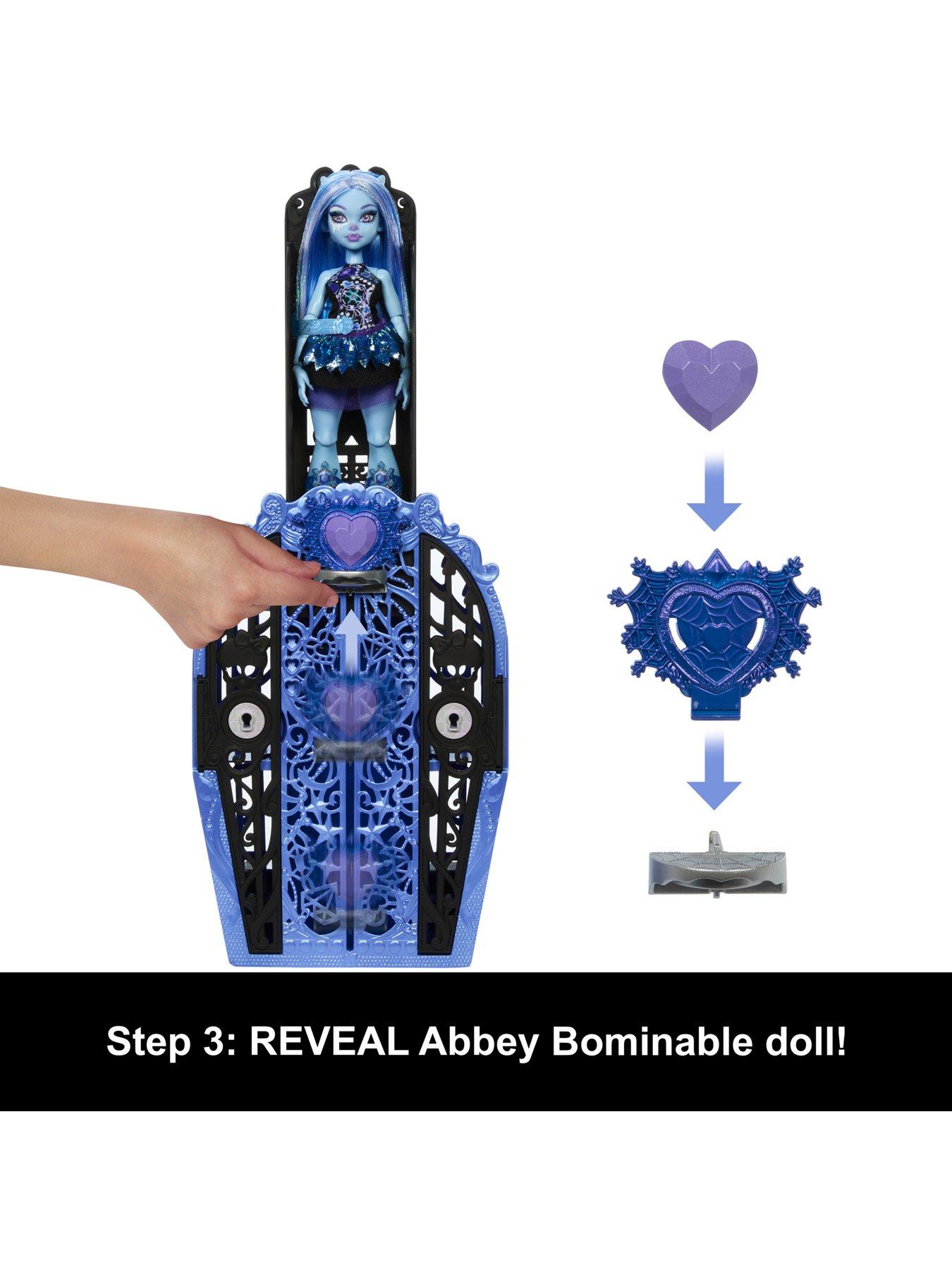 monster-high-skulltimate-secrets-monster-mysteries-playset-abbey-bominable-dolldetail