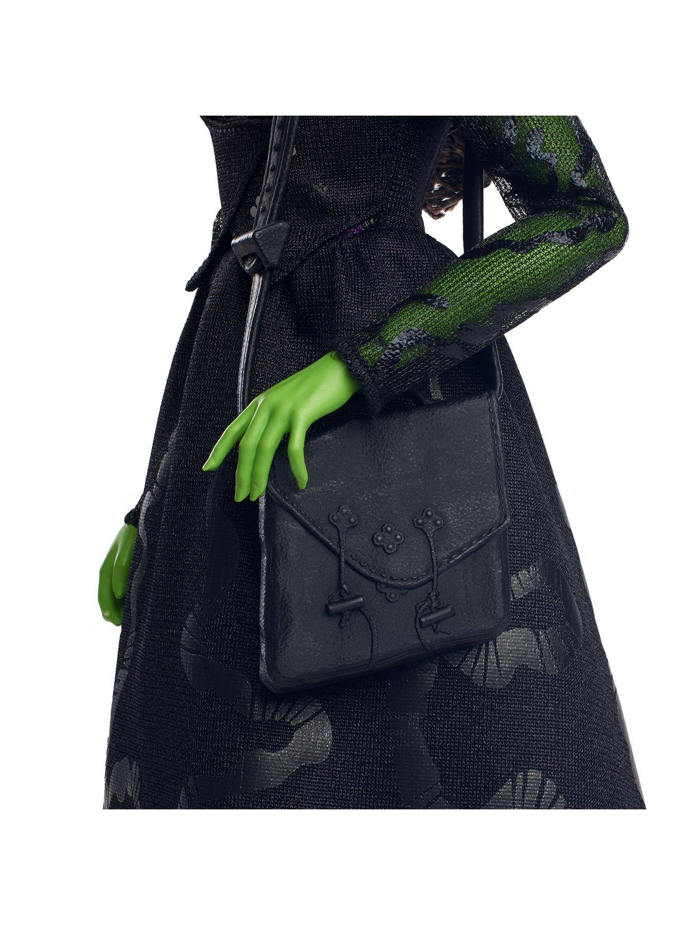 wicked-elphaba-fashion-dolldetail