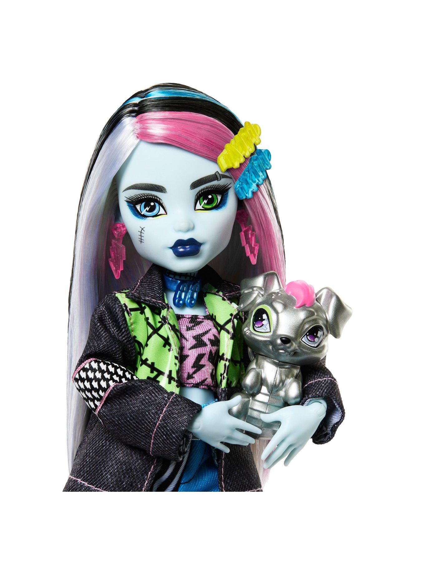 monster-high-frankie-stein-fashion-doll-with-pet-watzie-and-accessoriesoutfit