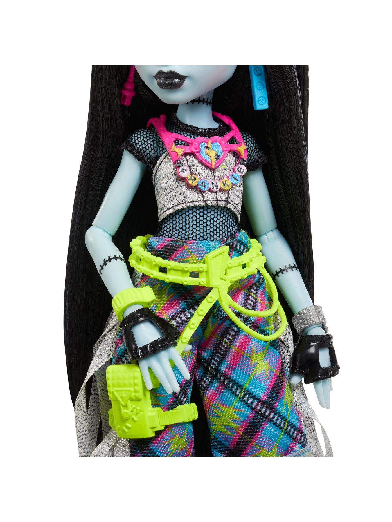 monster-high-monster-fest-frankie-stein-fashion-doll-and-accessoriesdetail