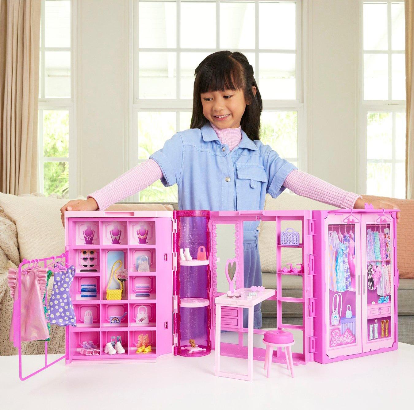 barbie-dream-closet-toy-playset-with-fashion-doll-amp-accessoriesstillFront