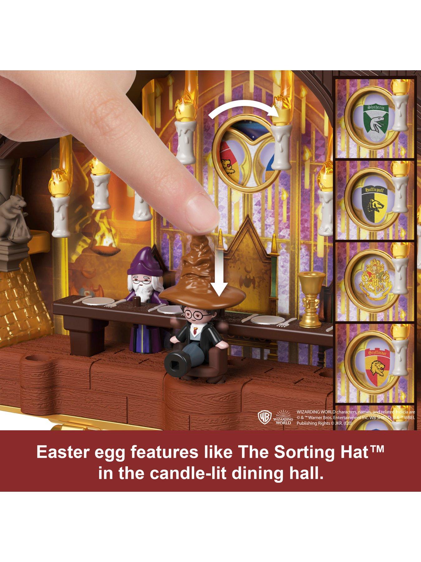 polly-pocket-collector-harry-potter-collector-compact-with-5-dolls-and-11-accessoriesdetail