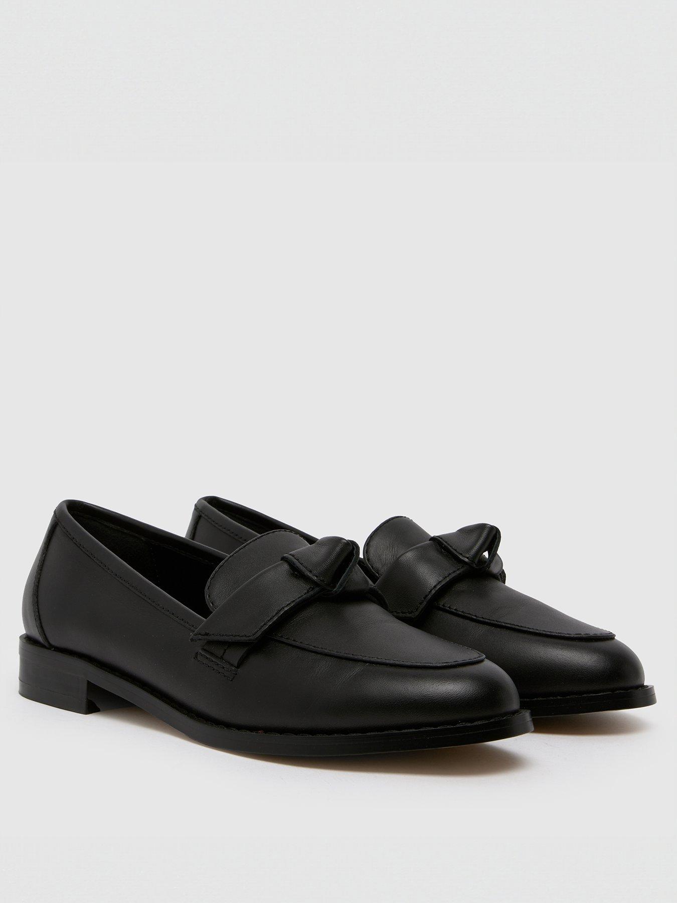 schuh-lula-leather-bow-loafer-blackstillFront