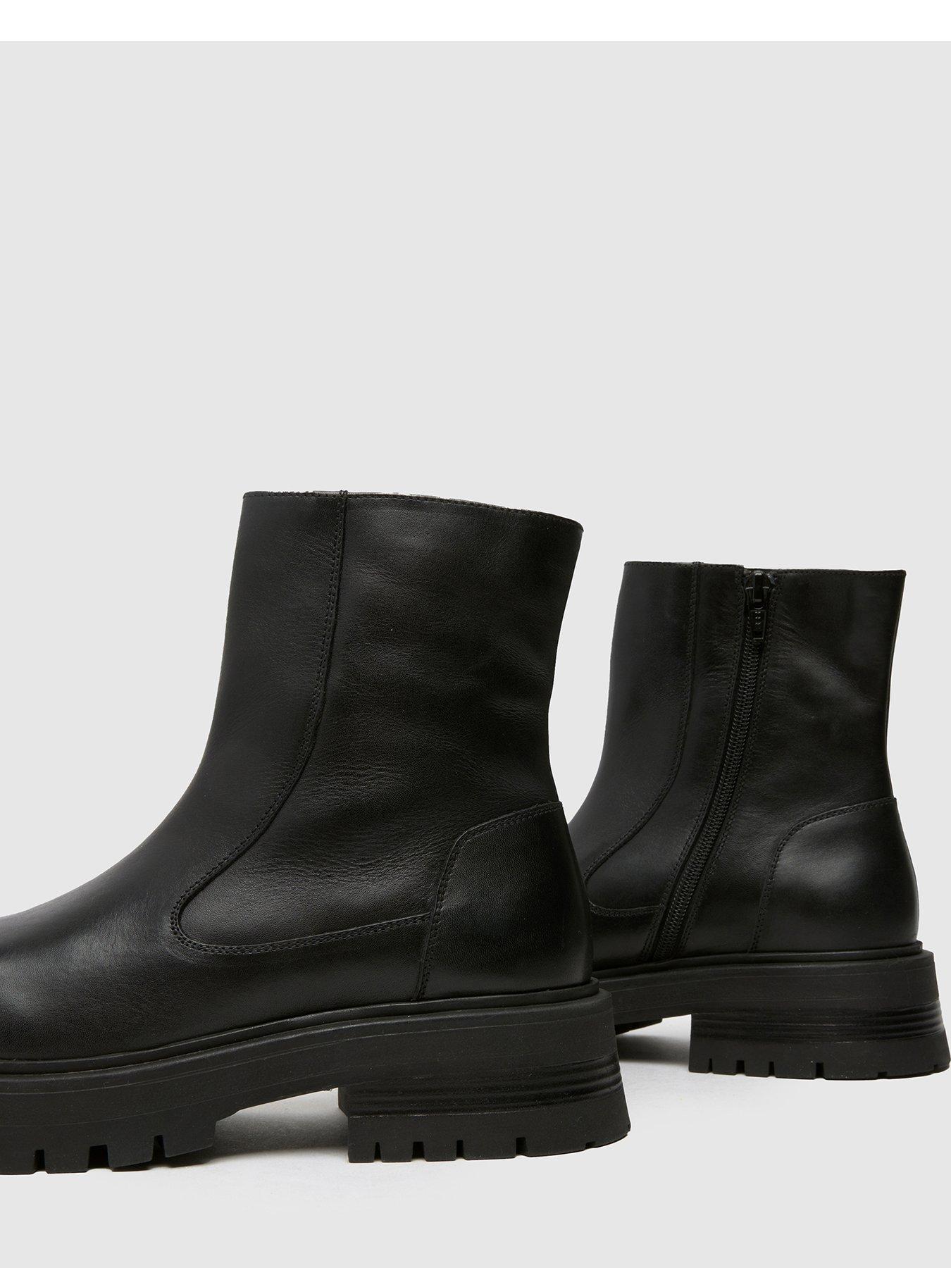 schuh-alicia-square-toe-chunky-boot-blackoutfit