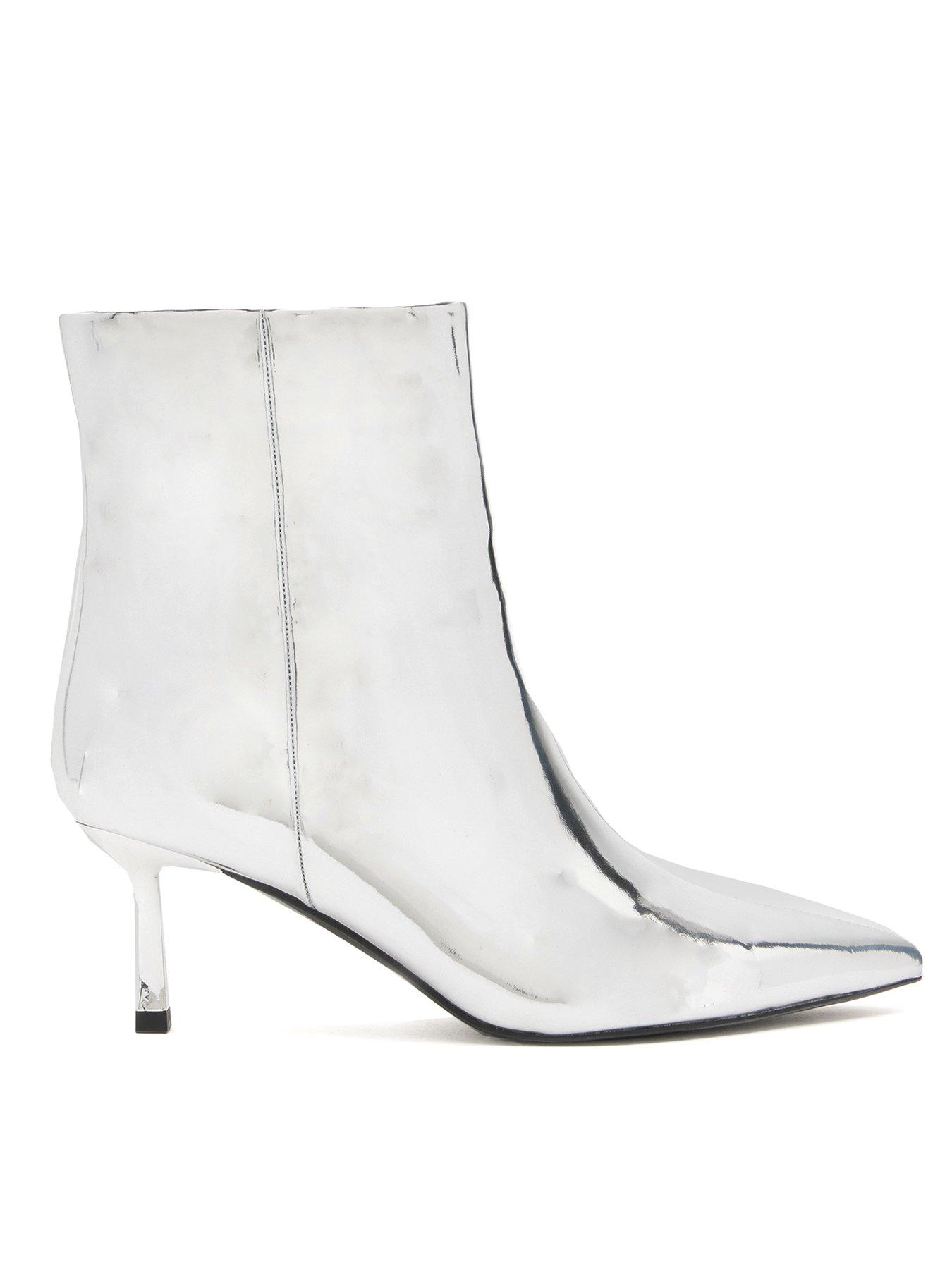 schuh-brynn-kitten-heel-boot-silver