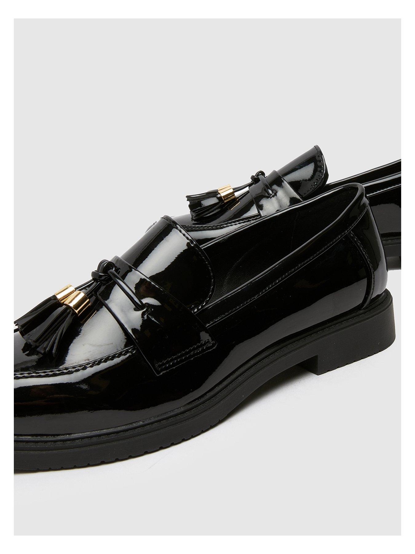 schuh-wide-fit-lohan-patent-tassel-loafers-blackoutfit