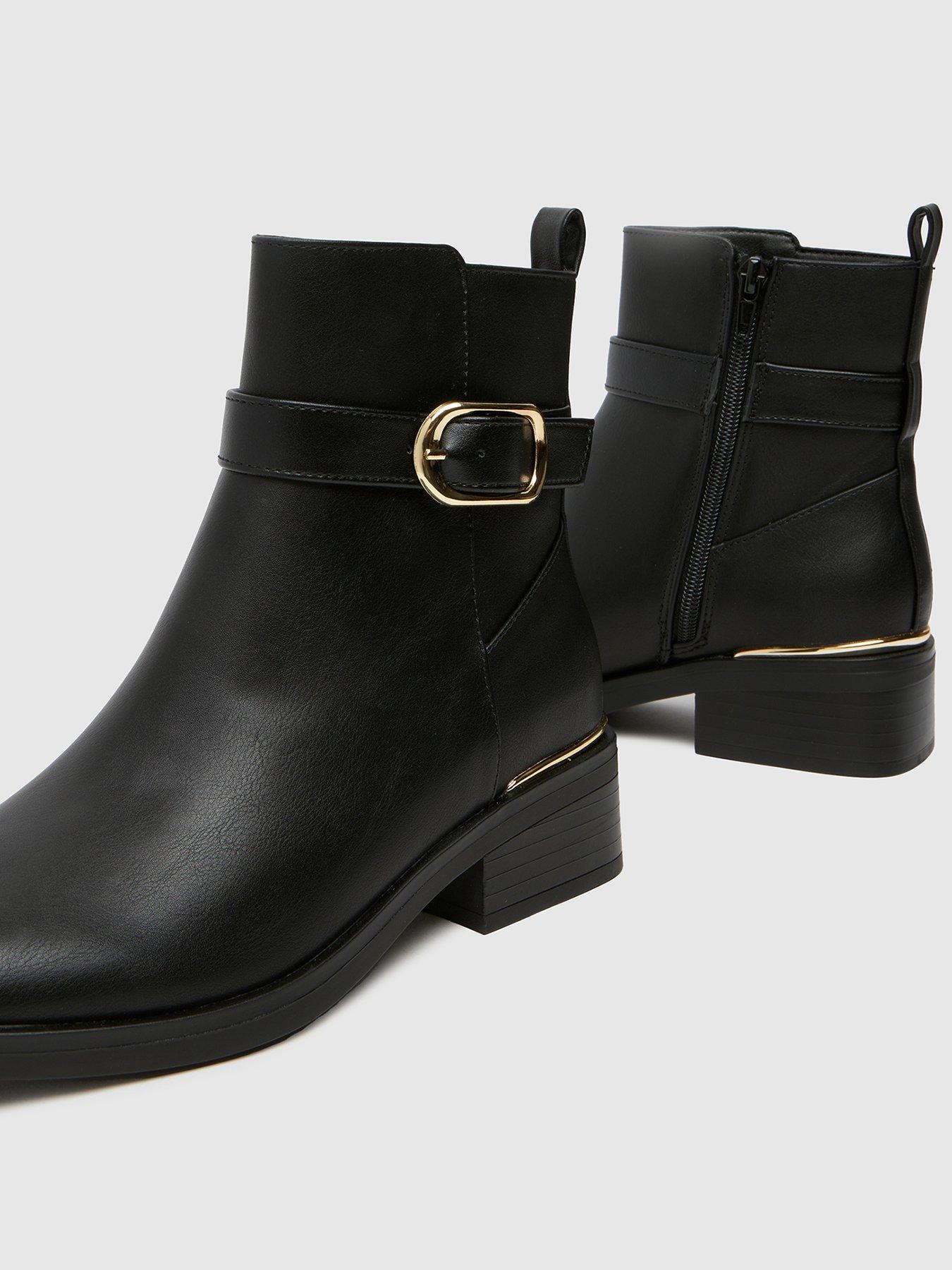 schuh-ciara-ankle-boot-blackoutfit