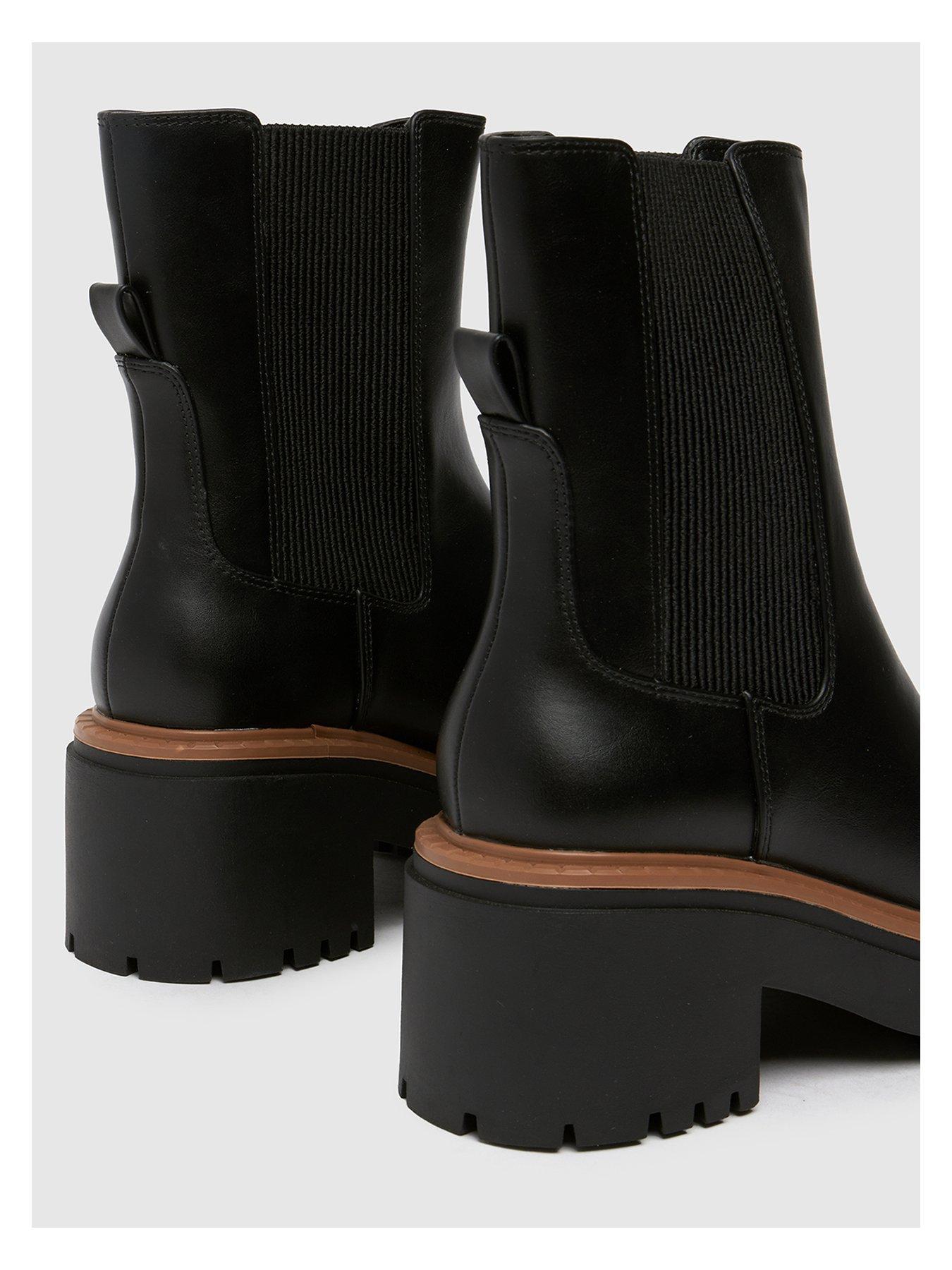 schuh-alora-chelsea-boot-blackoutfit