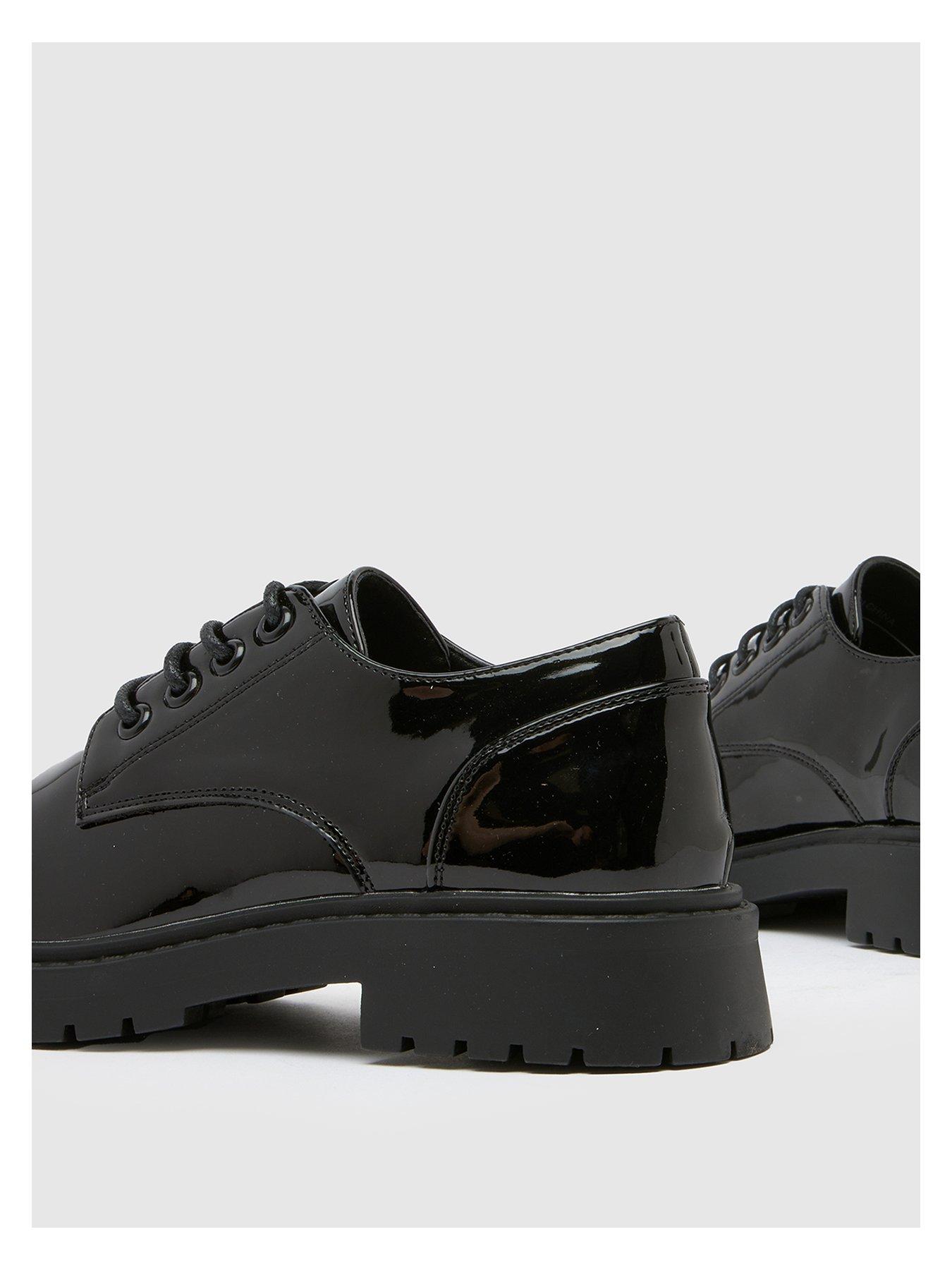 schuh-logan-patent-lace-up-blackoutfit