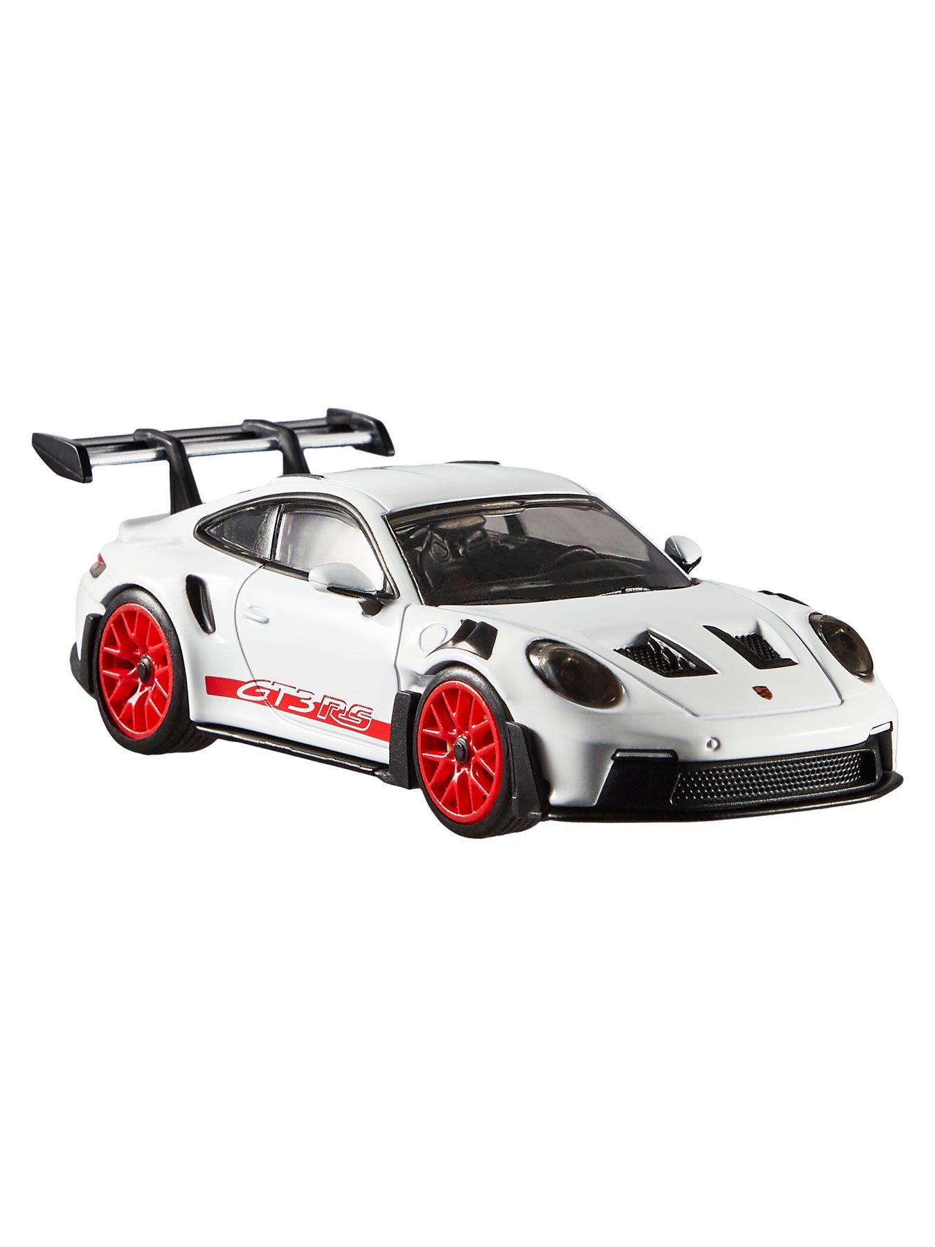 hot-wheels-premium-143rd-porsche-911-gt3-rs-vehicleoutfit