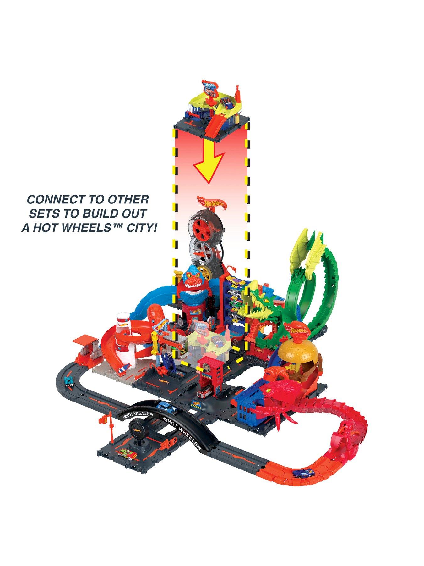 Image 4 of 6 of Hot Wheels City Downtown Express Car Wash