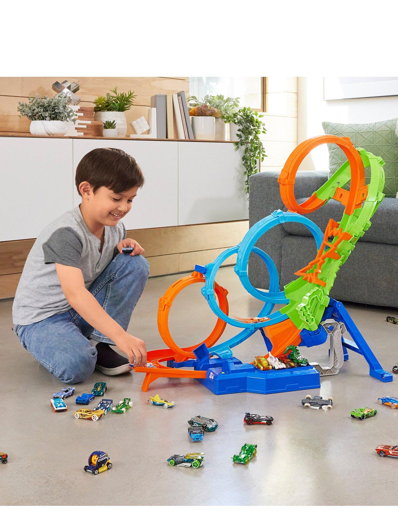 Image 1 of 6 of Hot Wheels Action 4-Loop Crash Out track set