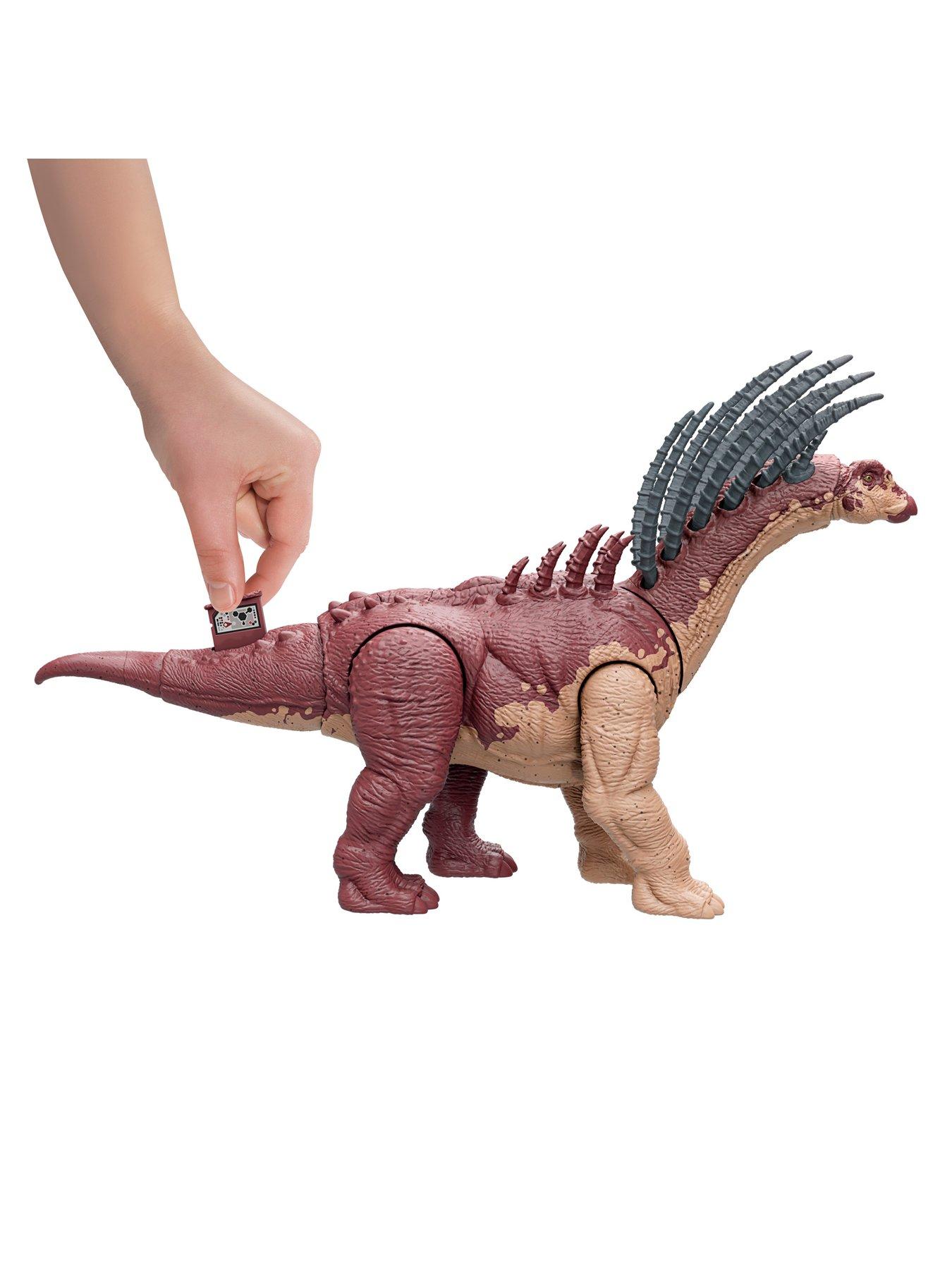 jurassic-world-gigantic-tracker-bajadasaurus-dinosaur-figureoutfit