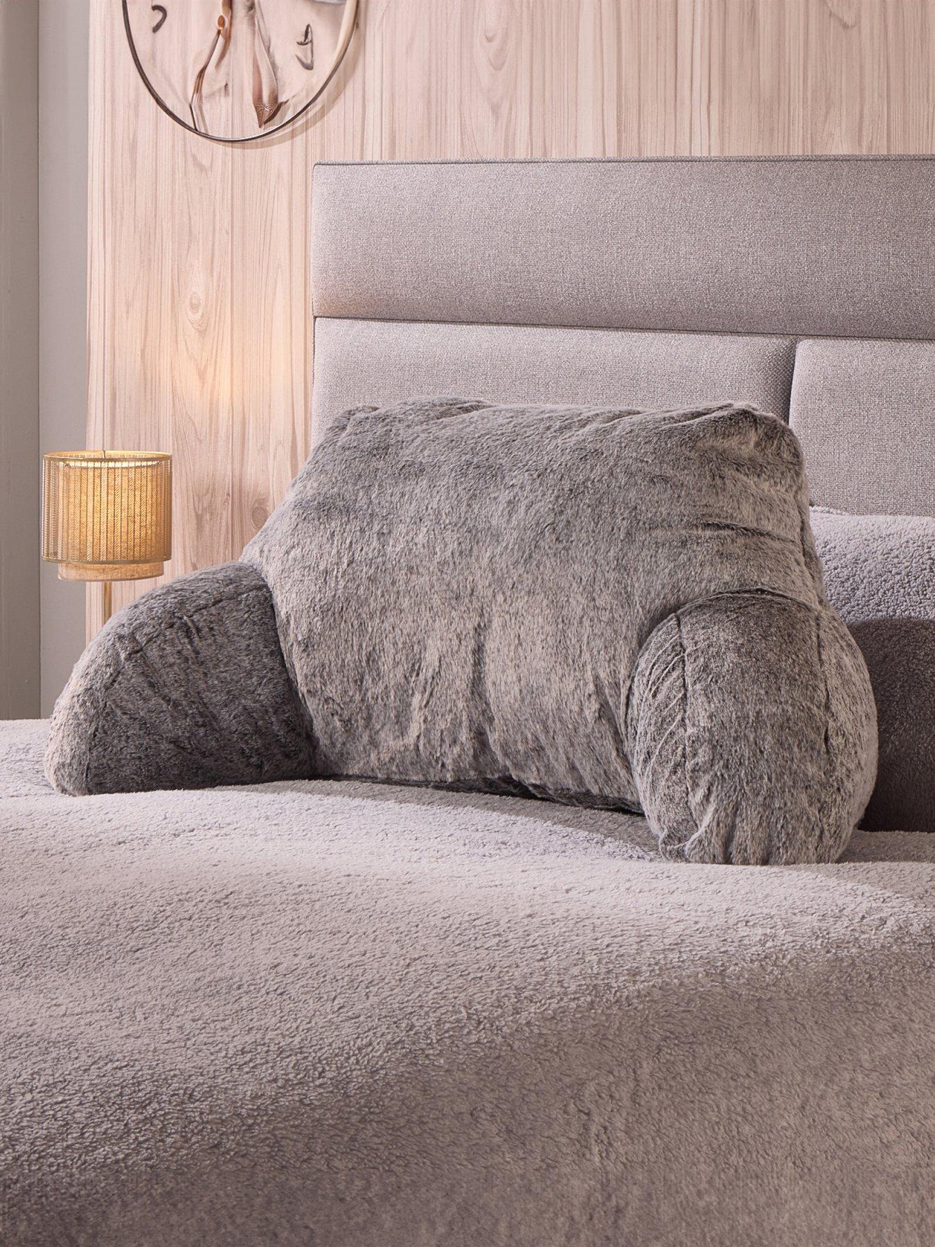 the-very-collection-faux-fur-cuddle-cushion-greyback
