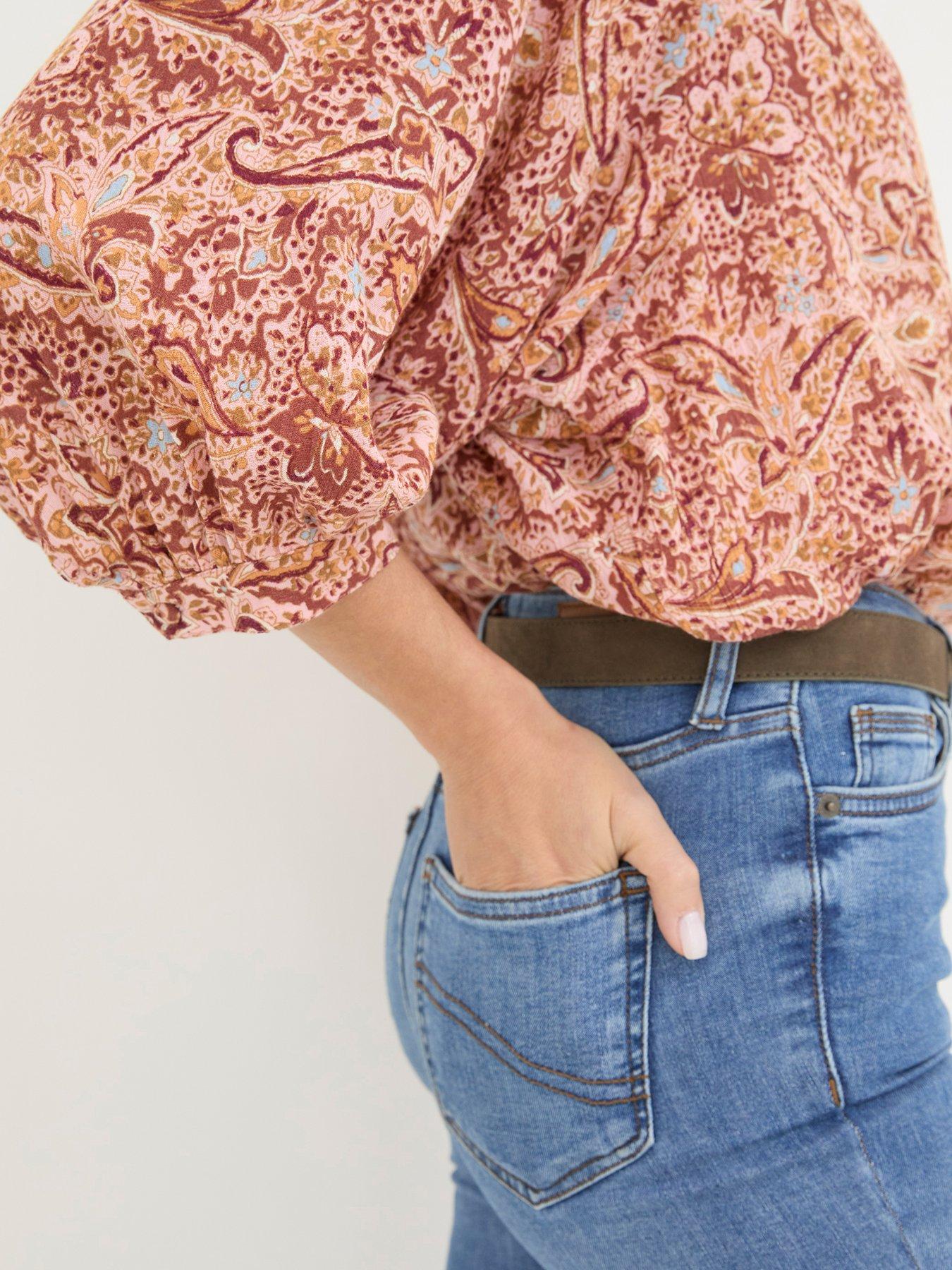 fatface-evelyn-wild-paisley-blouse-pinkdetail