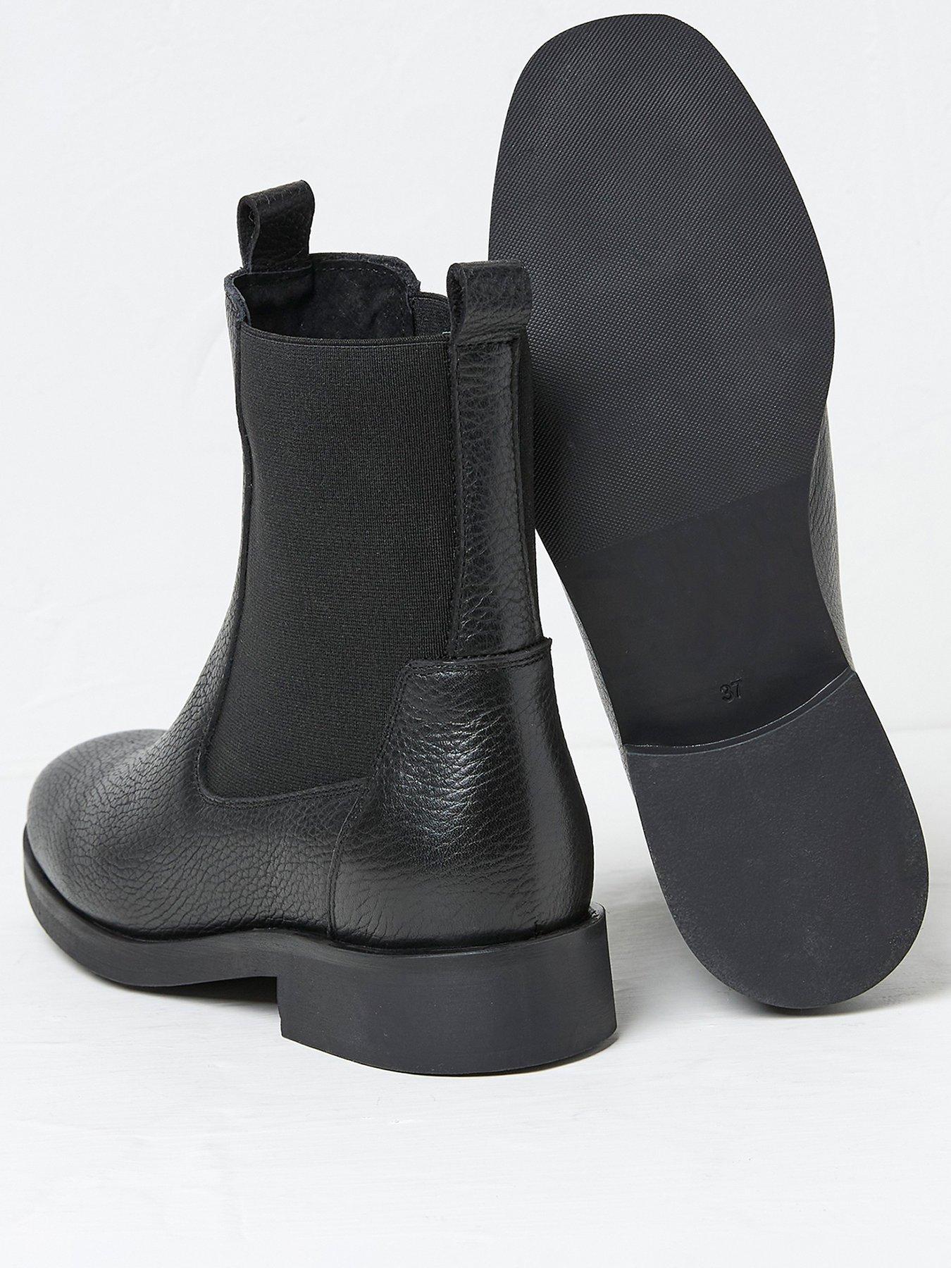 fatface-blair-ankle-chelsea-boots-blackstillFront