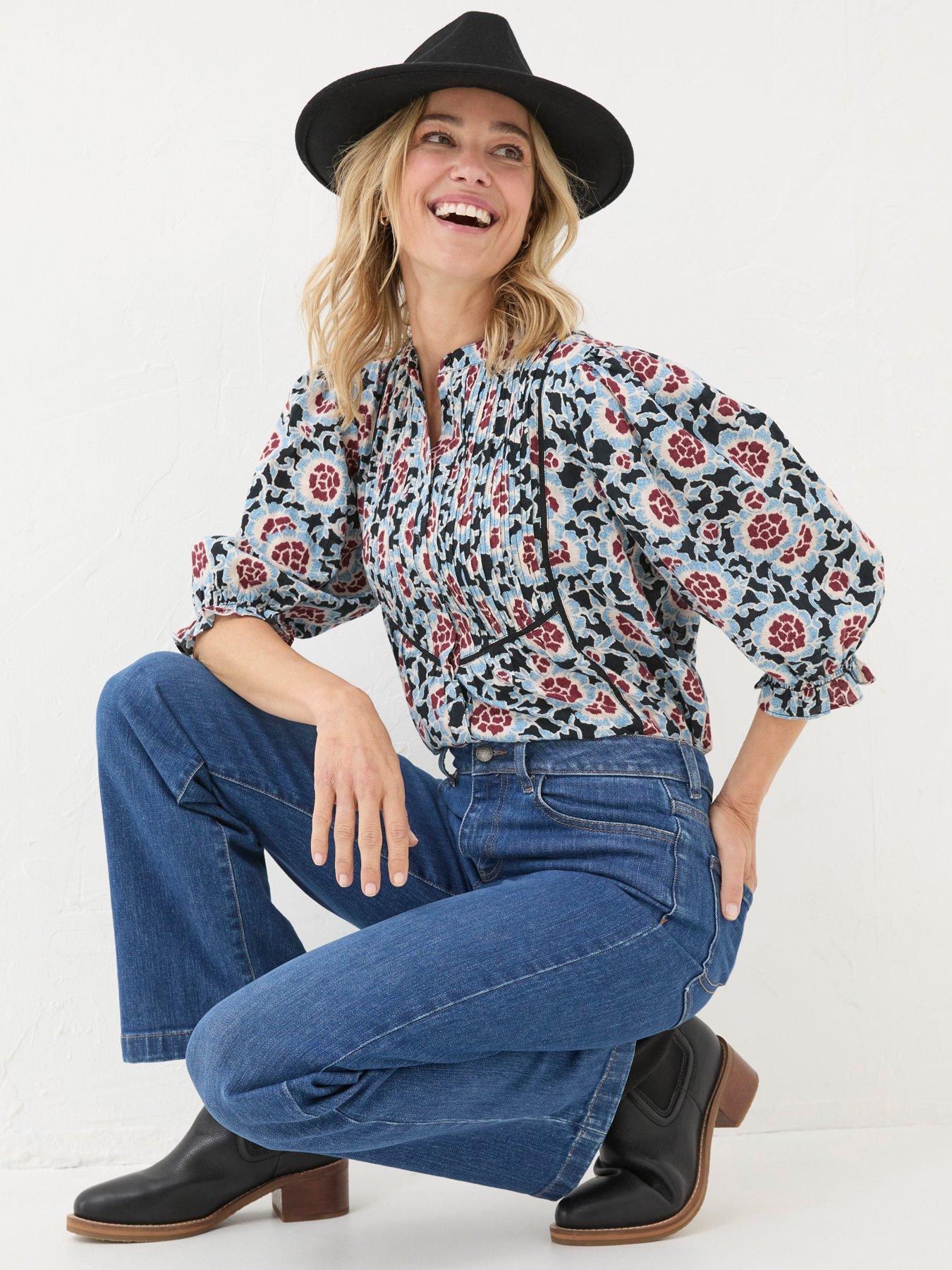 fatface-elody-wild-floral-blouse-blackdetail