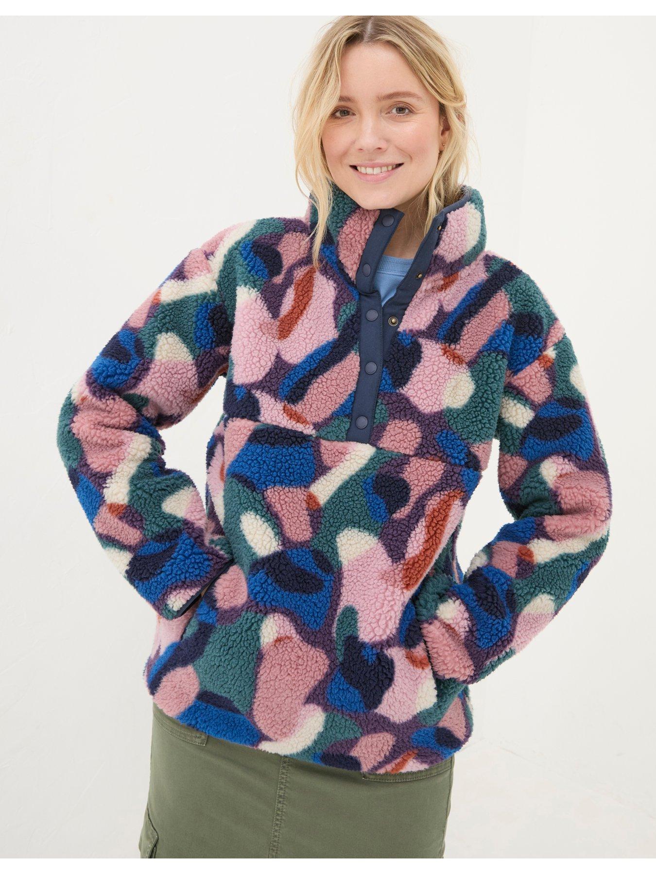 fatface-abstract-printed-fleece-multidetail