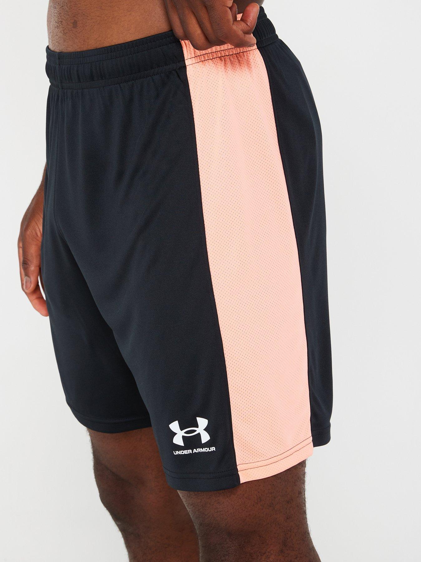 under-armour-mens-football-challenger-knit-shorts-blackoutfit