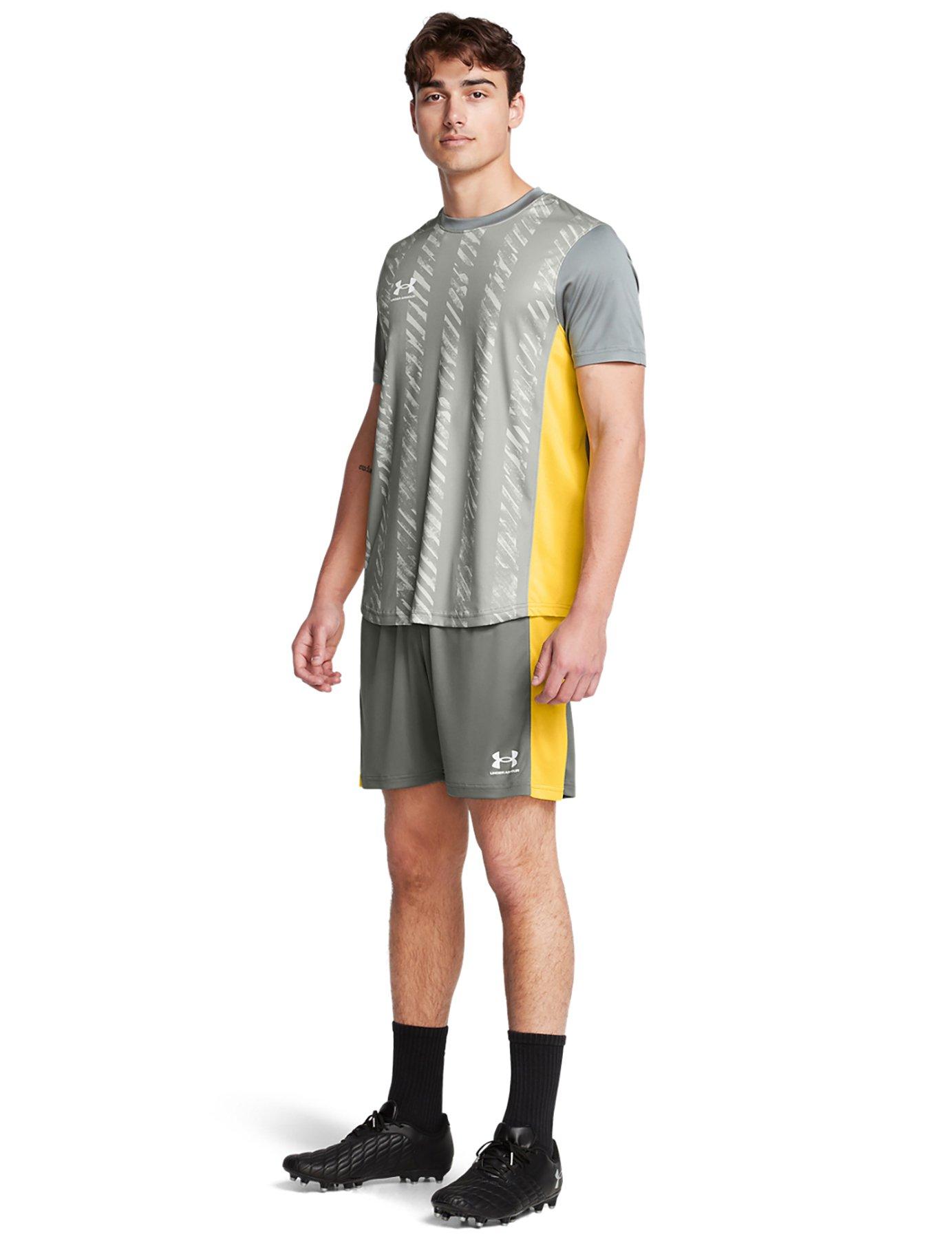 under-armour-mens-football-challenger-knit-shorts-greenback