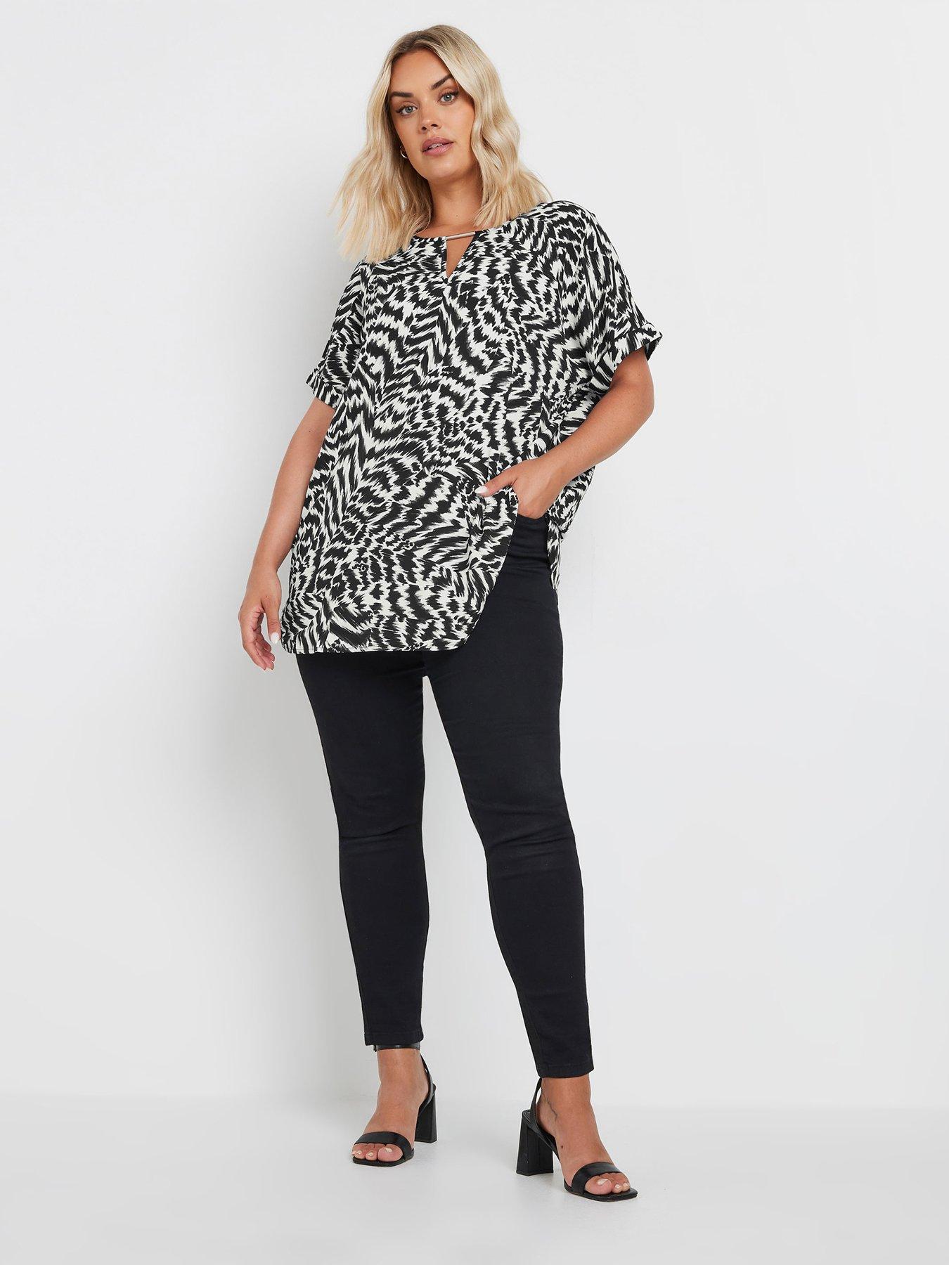 yours-curve-trim-neck-short-sleeve-blouse-blackback