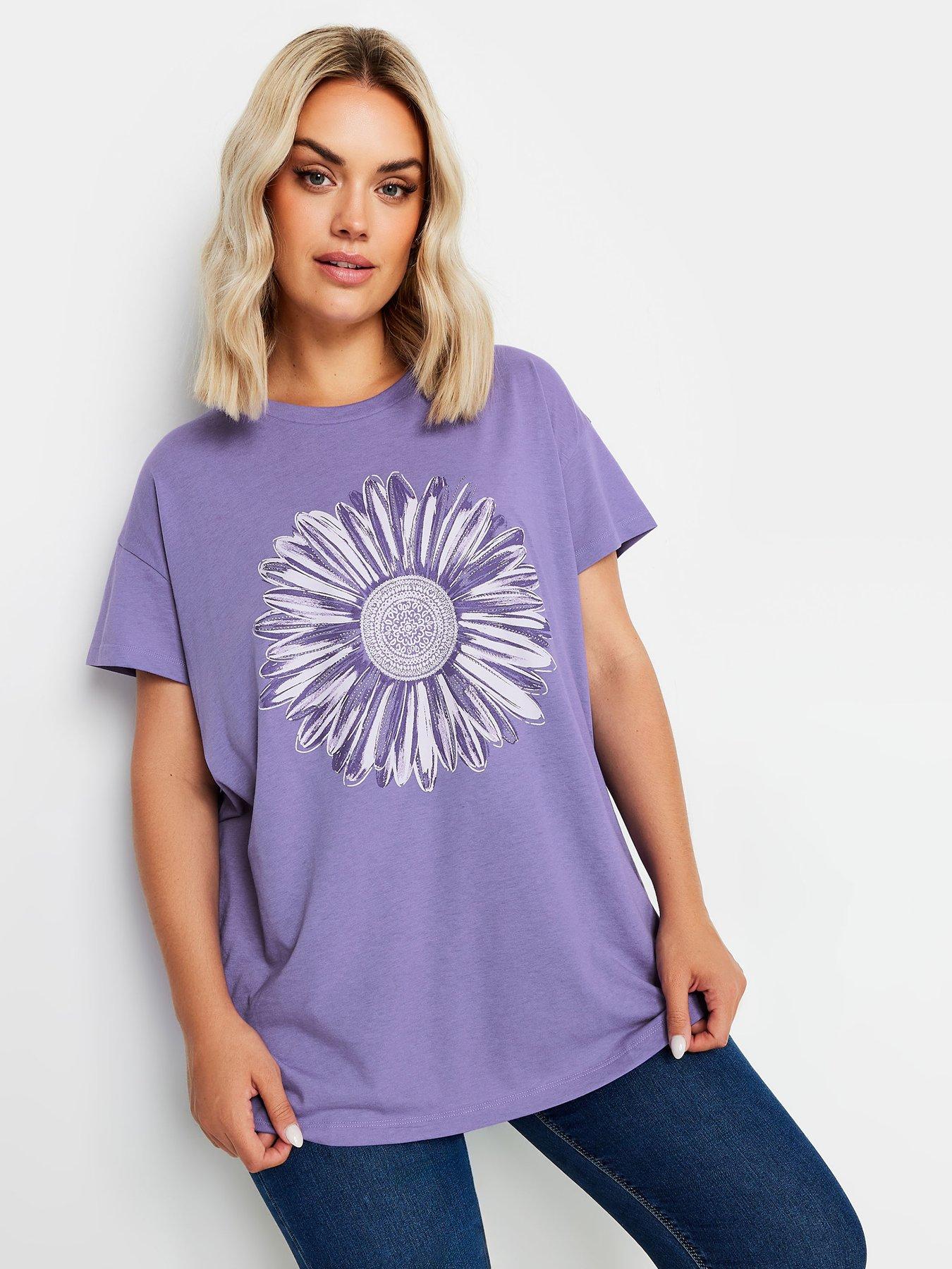 yours-curve-placement-print-t-shirtoutfit