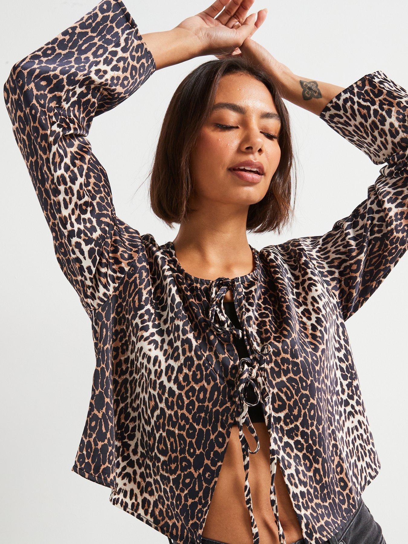 pieces-mari-long-sleeve-tie-top-leopard-multioutfit