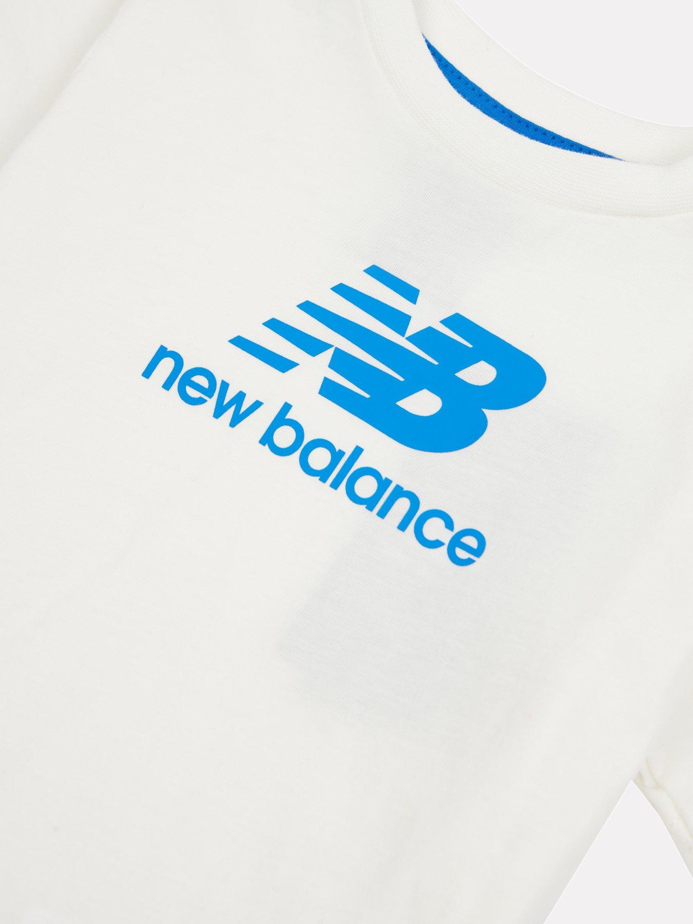 new-balance-infants-jersey-tee-and-french-terry-short-set-creamdetail